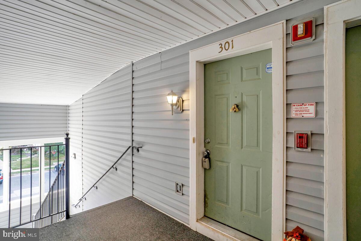 11761 TOLSON PL #11761, WOODBRIDGE, Virginia 22192, 2 Bedrooms Bedrooms, ,2 BathroomsBathrooms,Residential,For sale,11761 TOLSON PL #11761,VAPW2106214 MLS # VAPW2106214