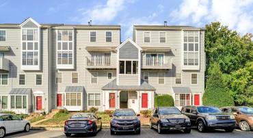 11761 TOLSON PL #11761, WOODBRIDGE, Virginia 22192, 2 Bedrooms Bedrooms, ,2 BathroomsBathrooms,Residential,For sale,11761 TOLSON PL #11761,VAPW2106214 MLS # VAPW2106214
