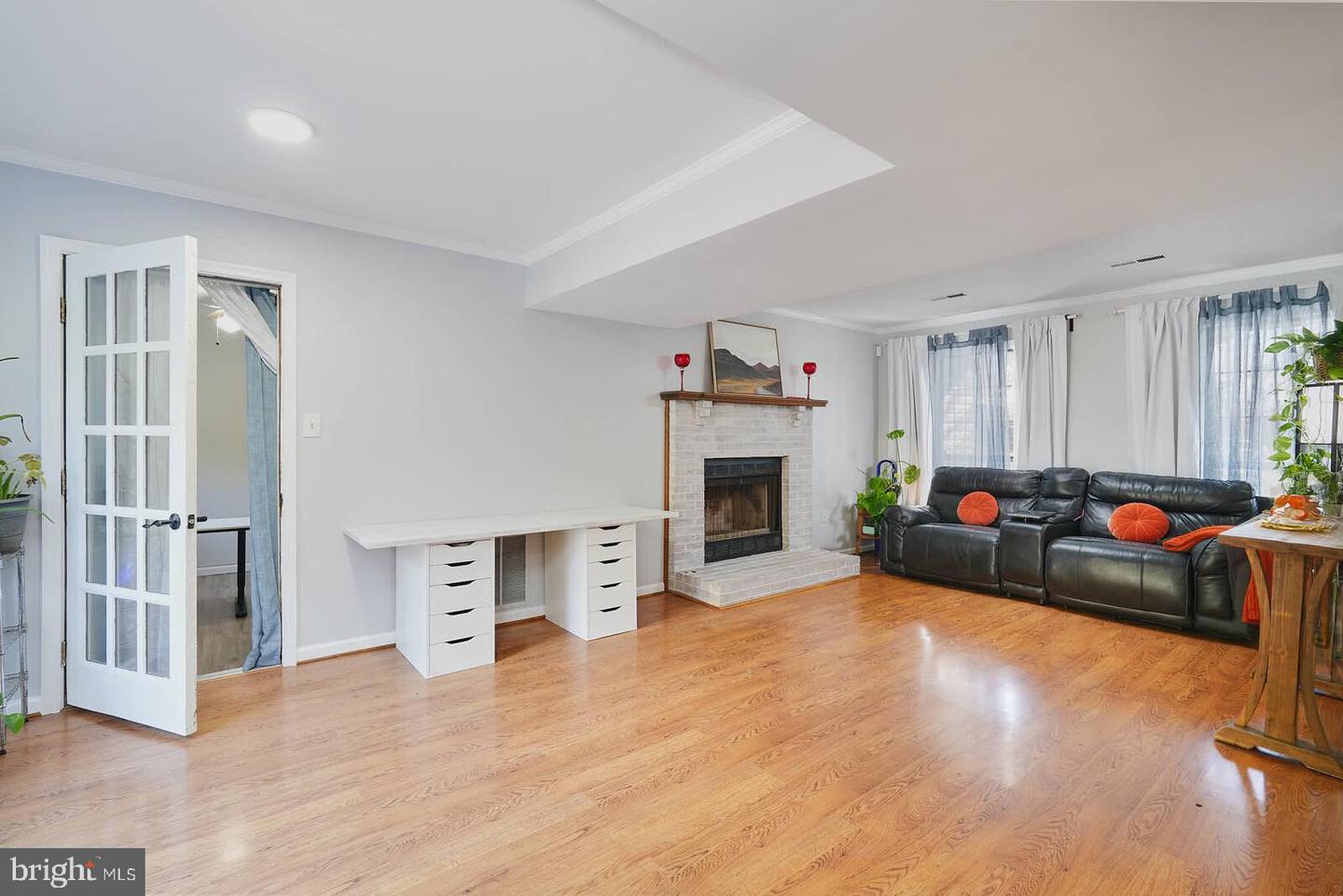 5876 PONTIAC DR, WOODBRIDGE, Virginia 22193, 4 Bedrooms Bedrooms, ,2 BathroomsBathrooms,Residential,For sale,5876 PONTIAC DR,VAPW2106818 MLS # VAPW2106818