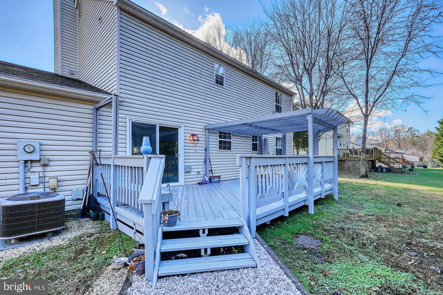 5876 PONTIAC DR, WOODBRIDGE, Virginia 22193, 4 Bedrooms Bedrooms, ,2 BathroomsBathrooms,Residential,For sale,5876 PONTIAC DR,VAPW2106818 MLS # VAPW2106818