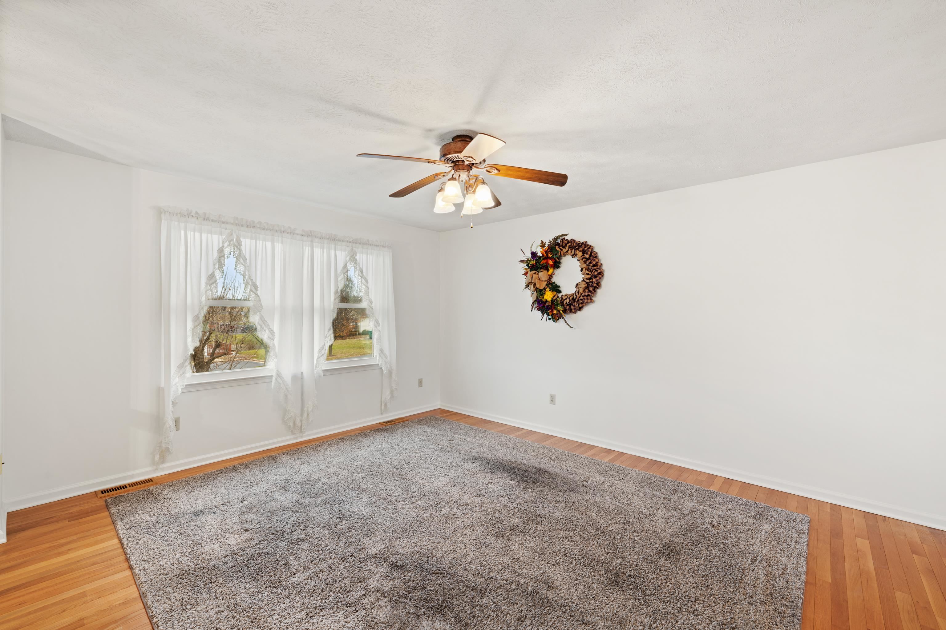 138 FIRST ST, BROADWAY, Virginia 22815, 4 Bedrooms Bedrooms, ,2 BathroomsBathrooms,Residential,138 FIRST ST,671471 MLS # 671471