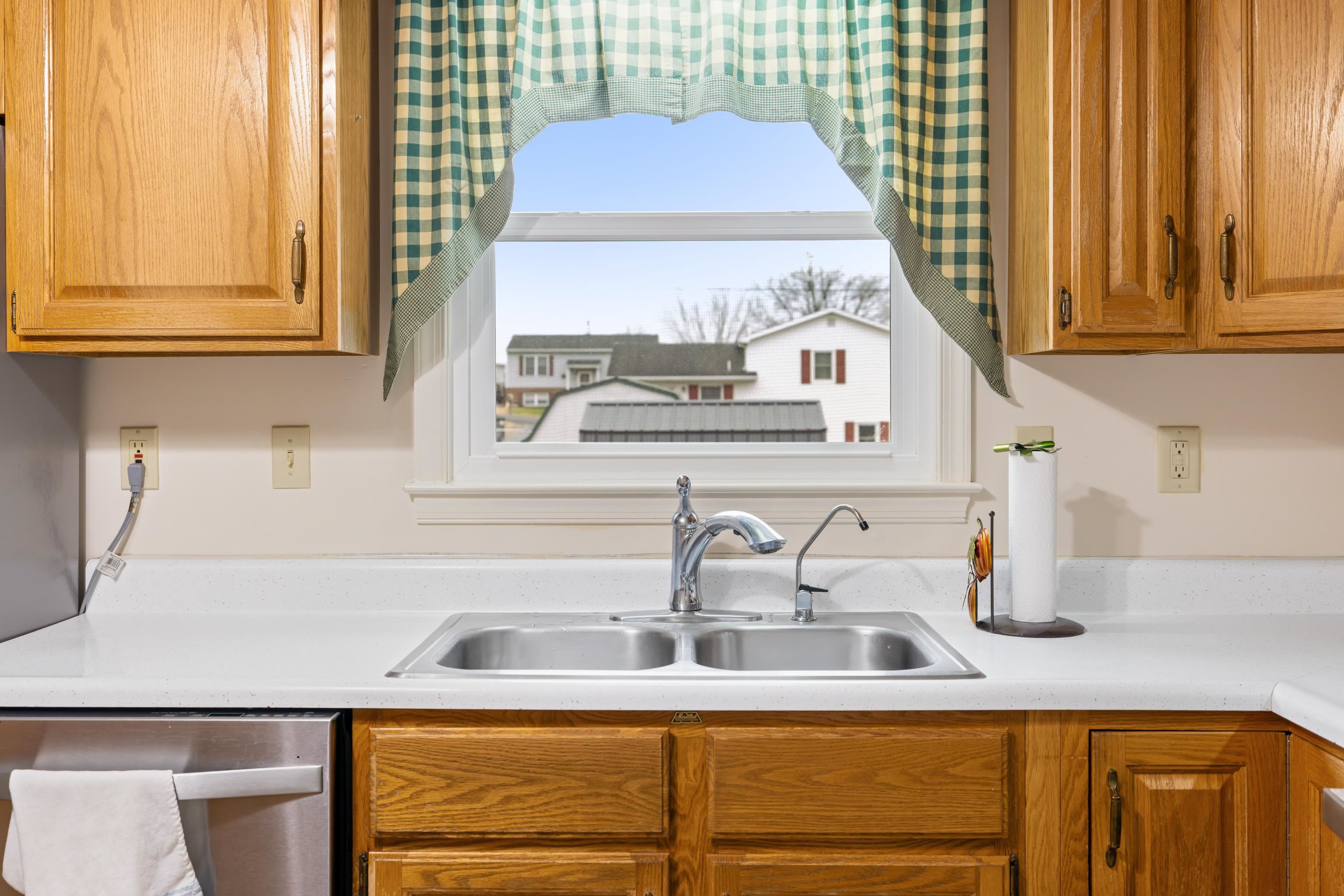 138 FIRST ST, BROADWAY, Virginia 22815, 4 Bedrooms Bedrooms, ,2 BathroomsBathrooms,Residential,138 FIRST ST,671471 MLS # 671471