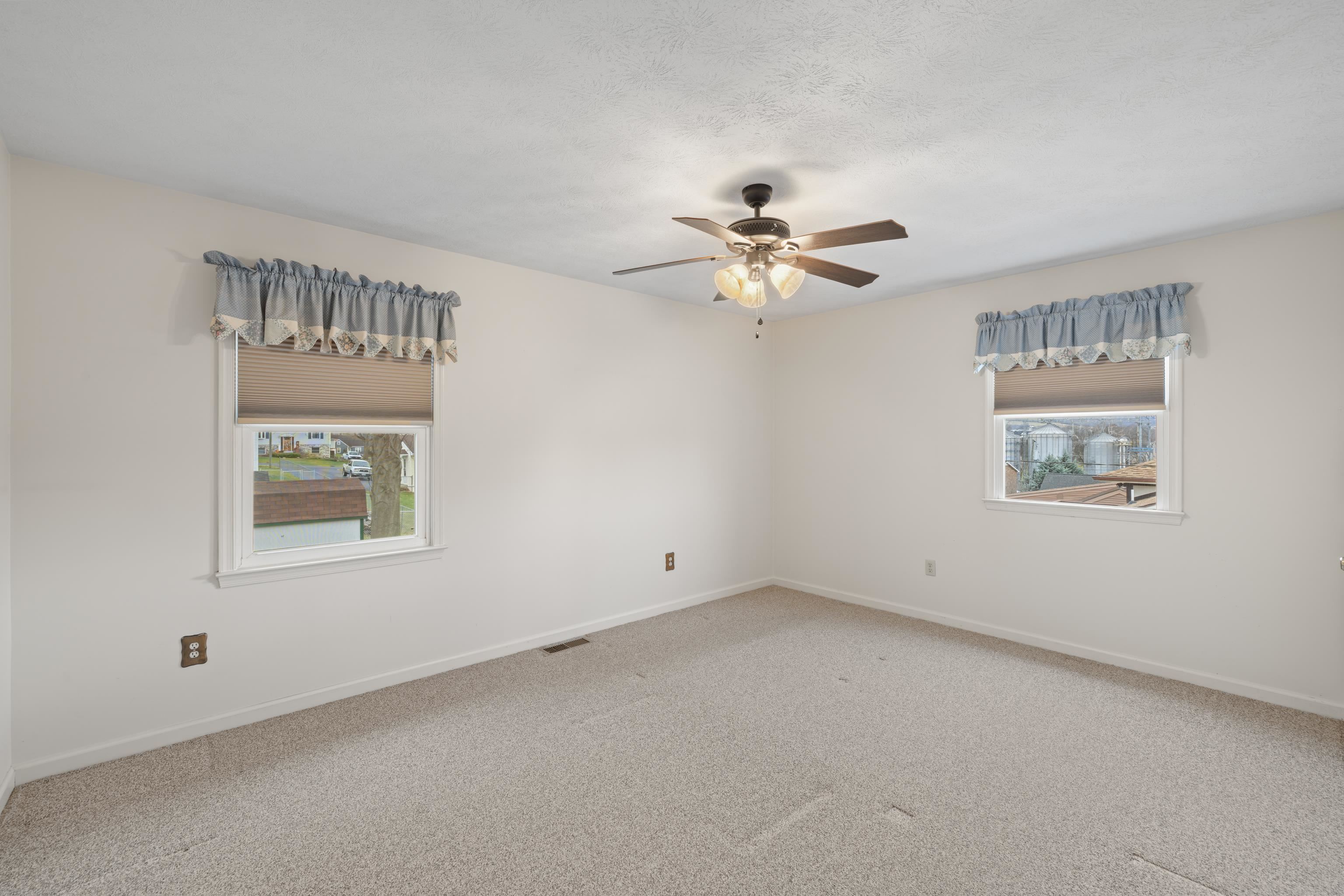 138 FIRST ST, BROADWAY, Virginia 22815, 4 Bedrooms Bedrooms, ,2 BathroomsBathrooms,Residential,138 FIRST ST,671471 MLS # 671471