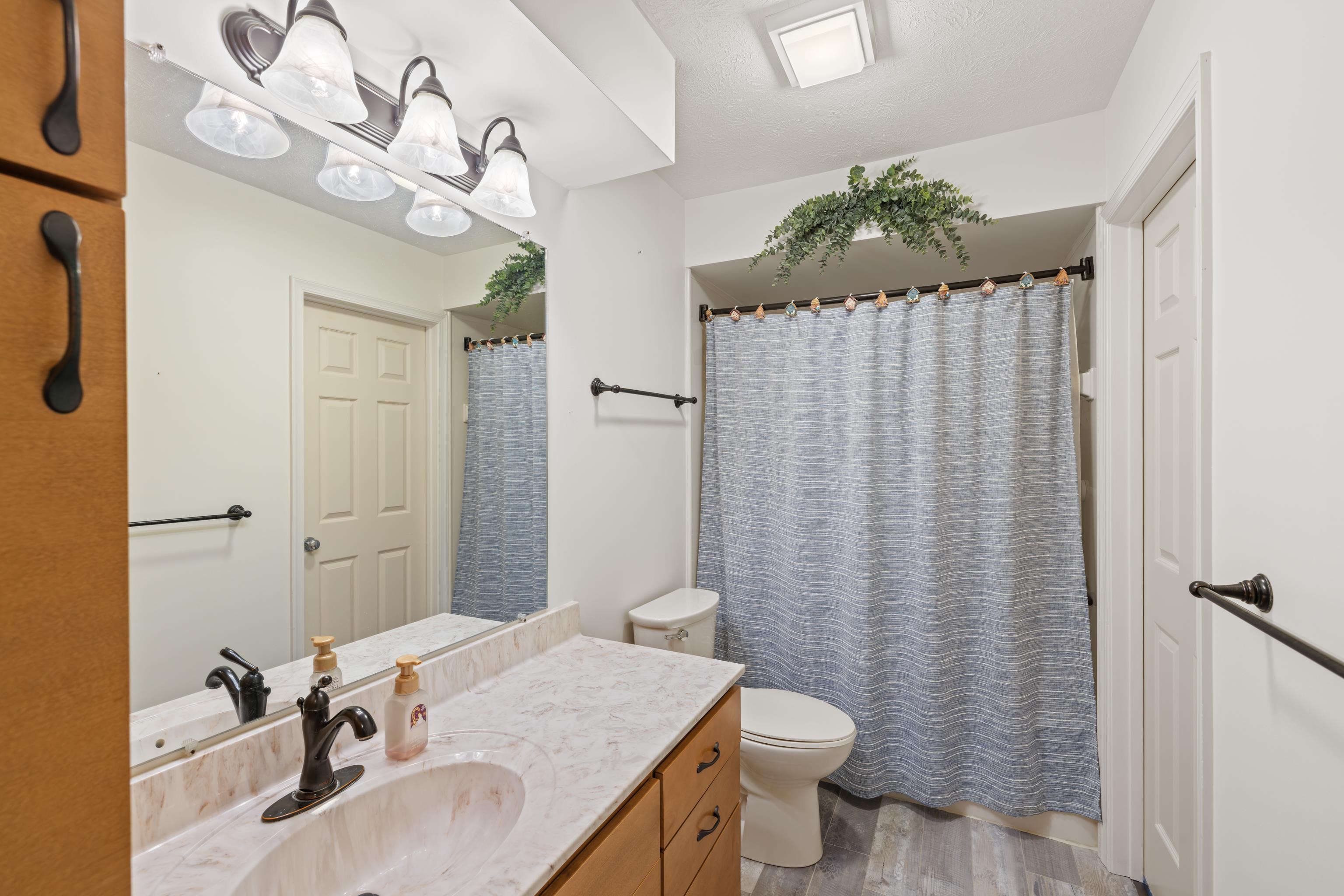 138 FIRST ST, BROADWAY, Virginia 22815, 4 Bedrooms Bedrooms, ,2 BathroomsBathrooms,Residential,138 FIRST ST,671471 MLS # 671471