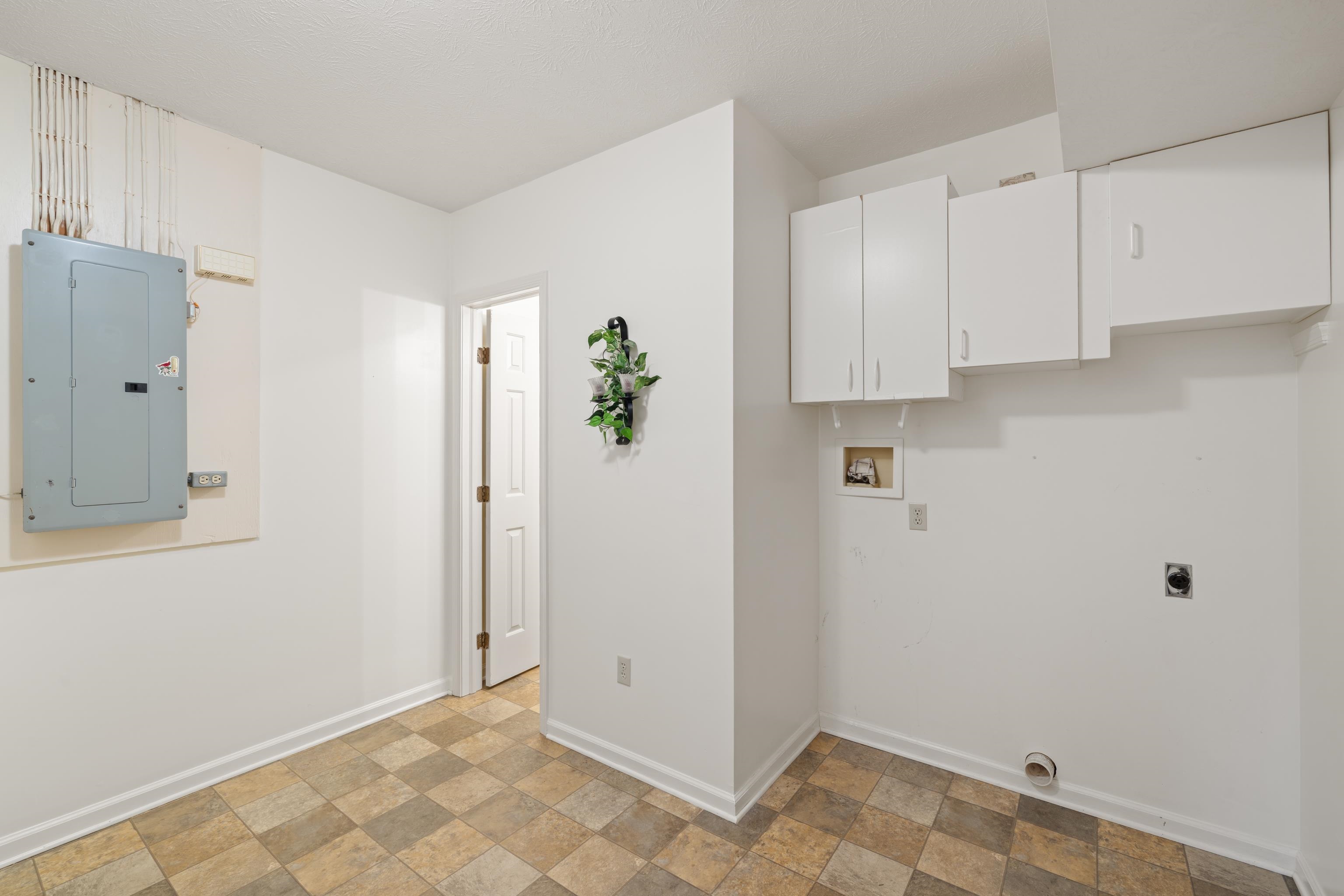 138 FIRST ST, BROADWAY, Virginia 22815, 4 Bedrooms Bedrooms, ,2 BathroomsBathrooms,Residential,138 FIRST ST,671471 MLS # 671471