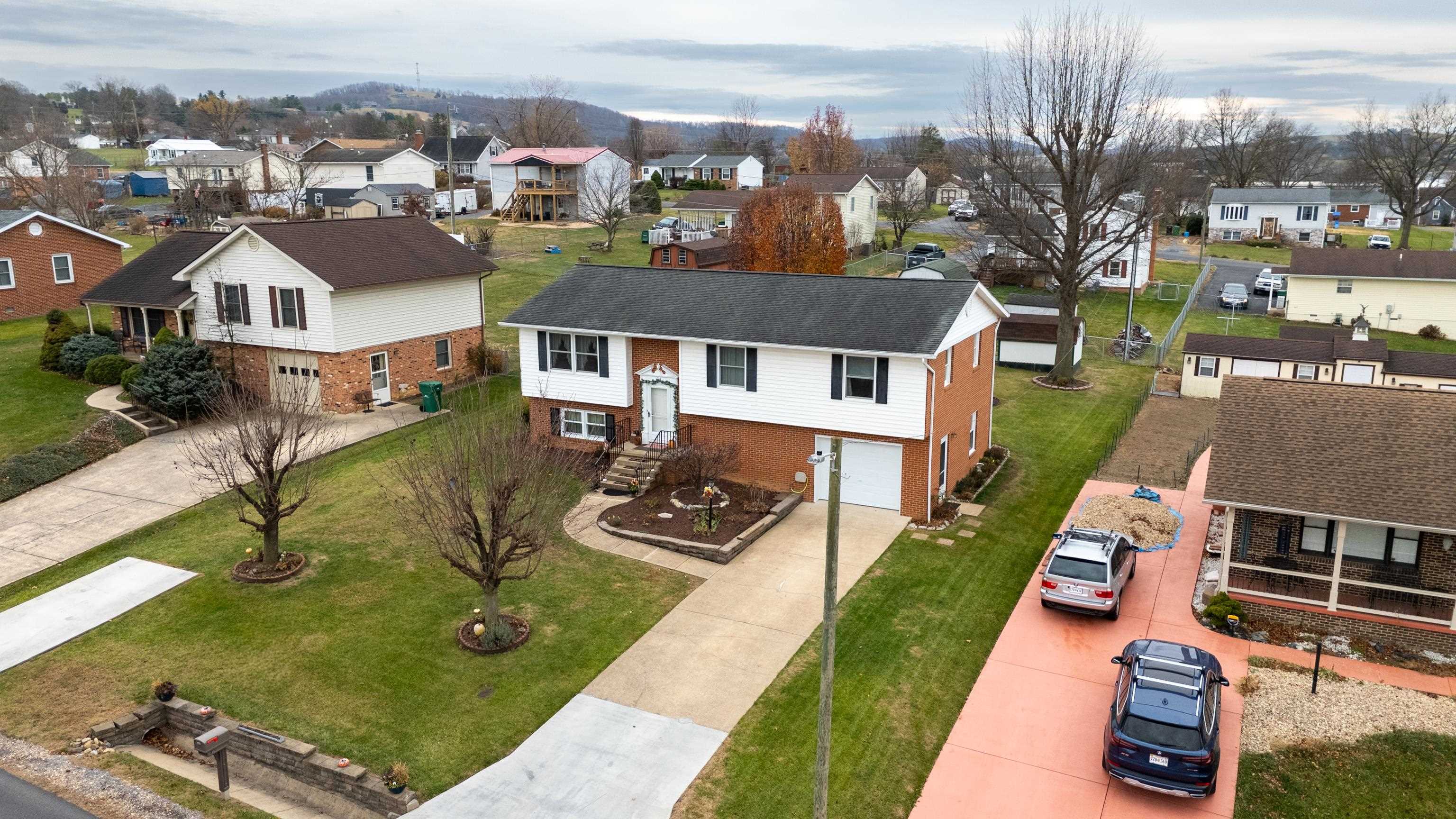 138 FIRST ST, BROADWAY, Virginia 22815, 4 Bedrooms Bedrooms, ,2 BathroomsBathrooms,Residential,138 FIRST ST,671471 MLS # 671471