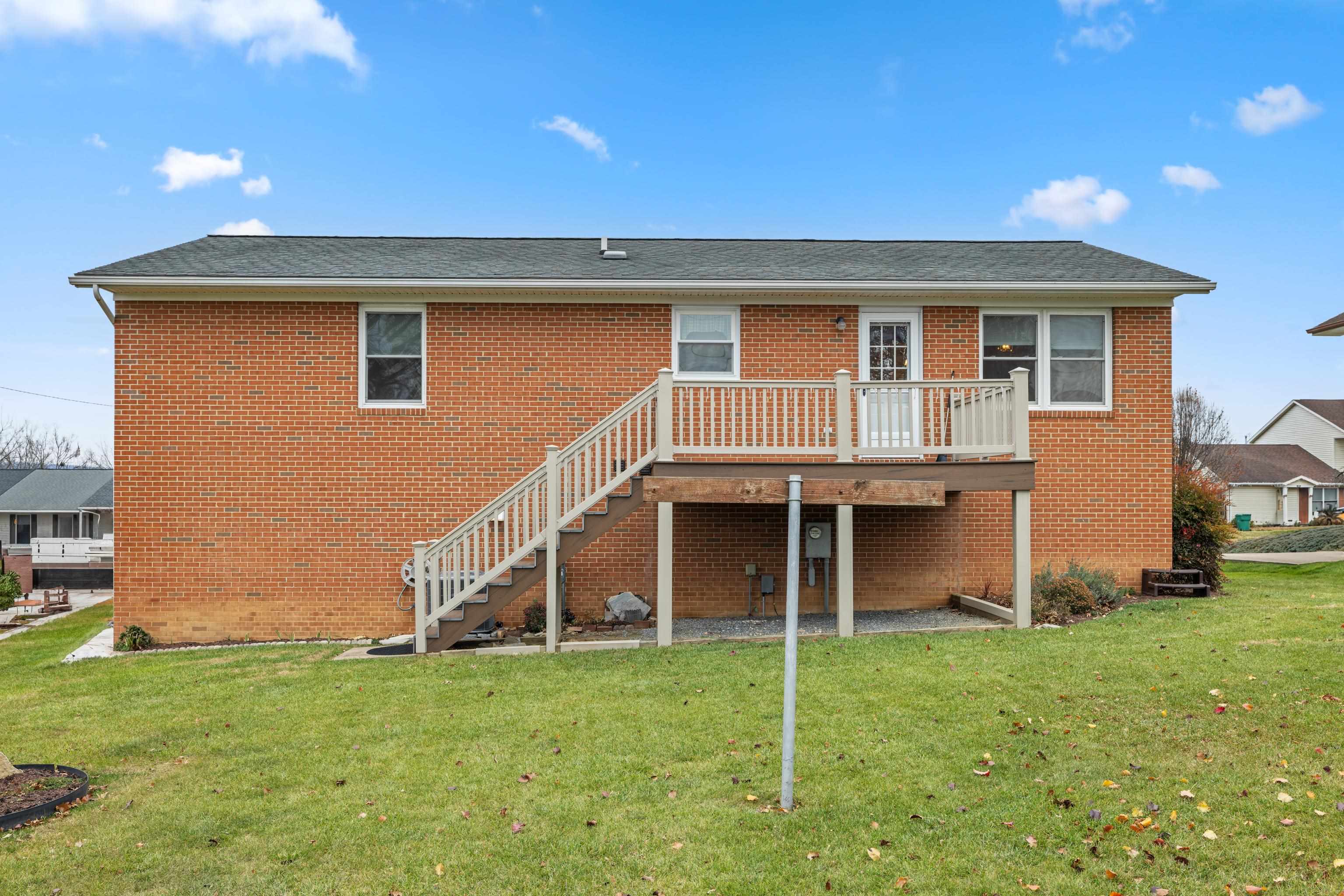 138 FIRST ST, BROADWAY, Virginia 22815, 4 Bedrooms Bedrooms, ,2 BathroomsBathrooms,Residential,138 FIRST ST,671471 MLS # 671471