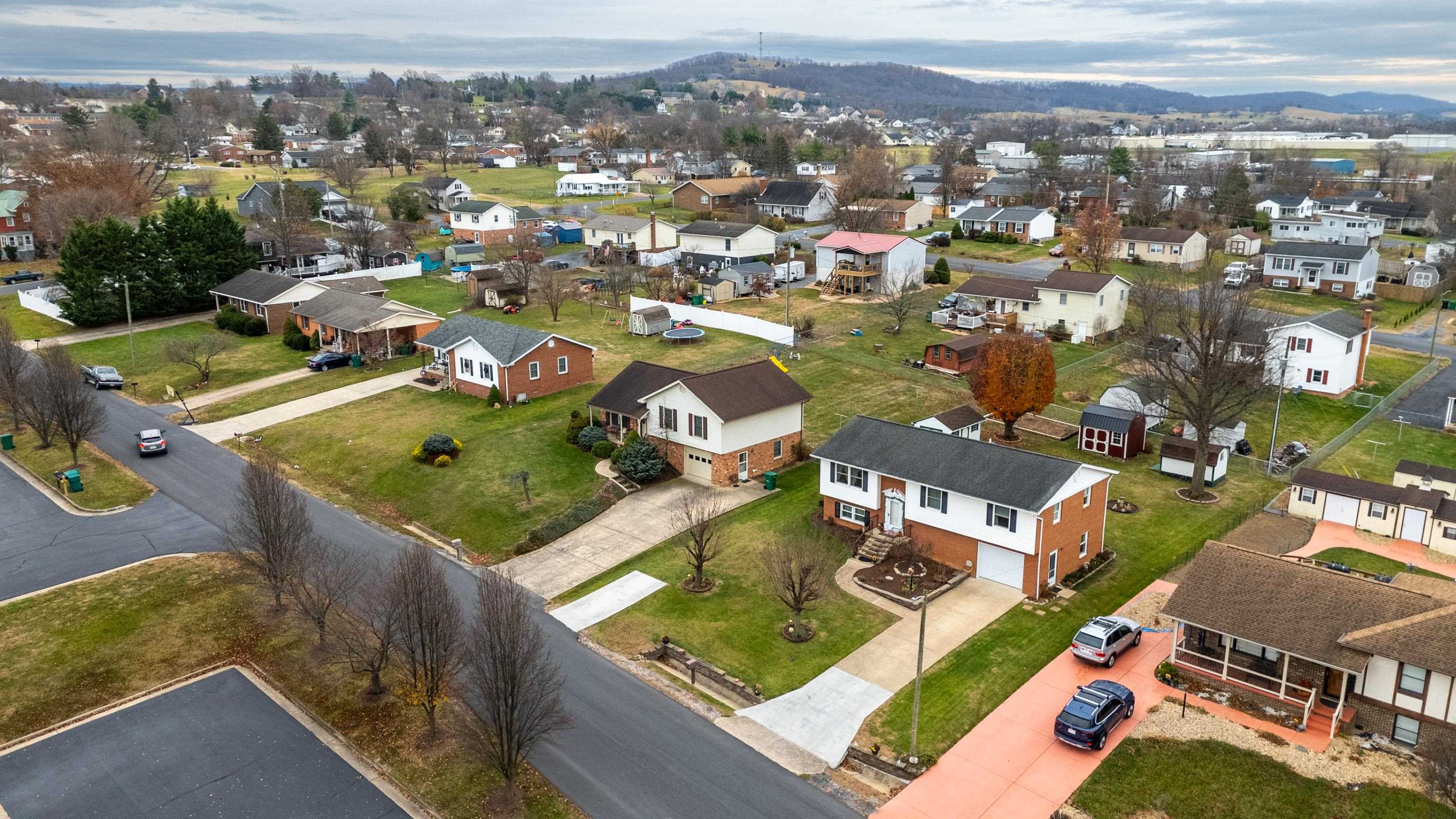 138 FIRST ST, BROADWAY, Virginia 22815, 4 Bedrooms Bedrooms, ,2 BathroomsBathrooms,Residential,138 FIRST ST,671471 MLS # 671471