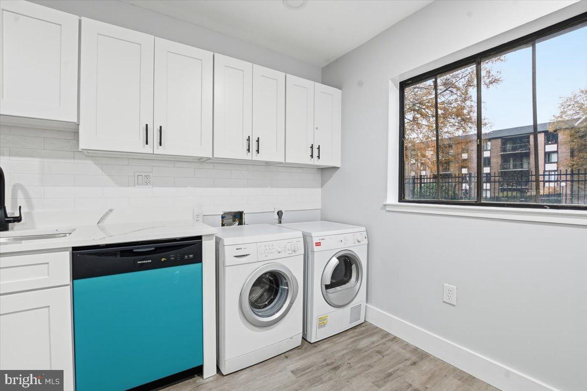 9713 KINGS CROWN CT #1, FAIRFAX, Virginia 22031, 2 Bedrooms Bedrooms, ,2 BathroomsBathrooms,Residential,For sale,9713 KINGS CROWN CT #1,VAFX2279986 MLS # VAFX2279986