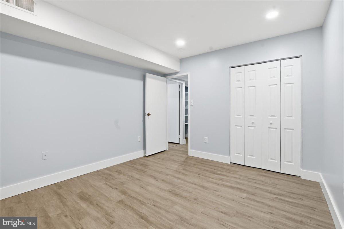 9713 KINGS CROWN CT #1, FAIRFAX, Virginia 22031, 2 Bedrooms Bedrooms, ,2 BathroomsBathrooms,Residential,For sale,9713 KINGS CROWN CT #1,VAFX2279986 MLS # VAFX2279986