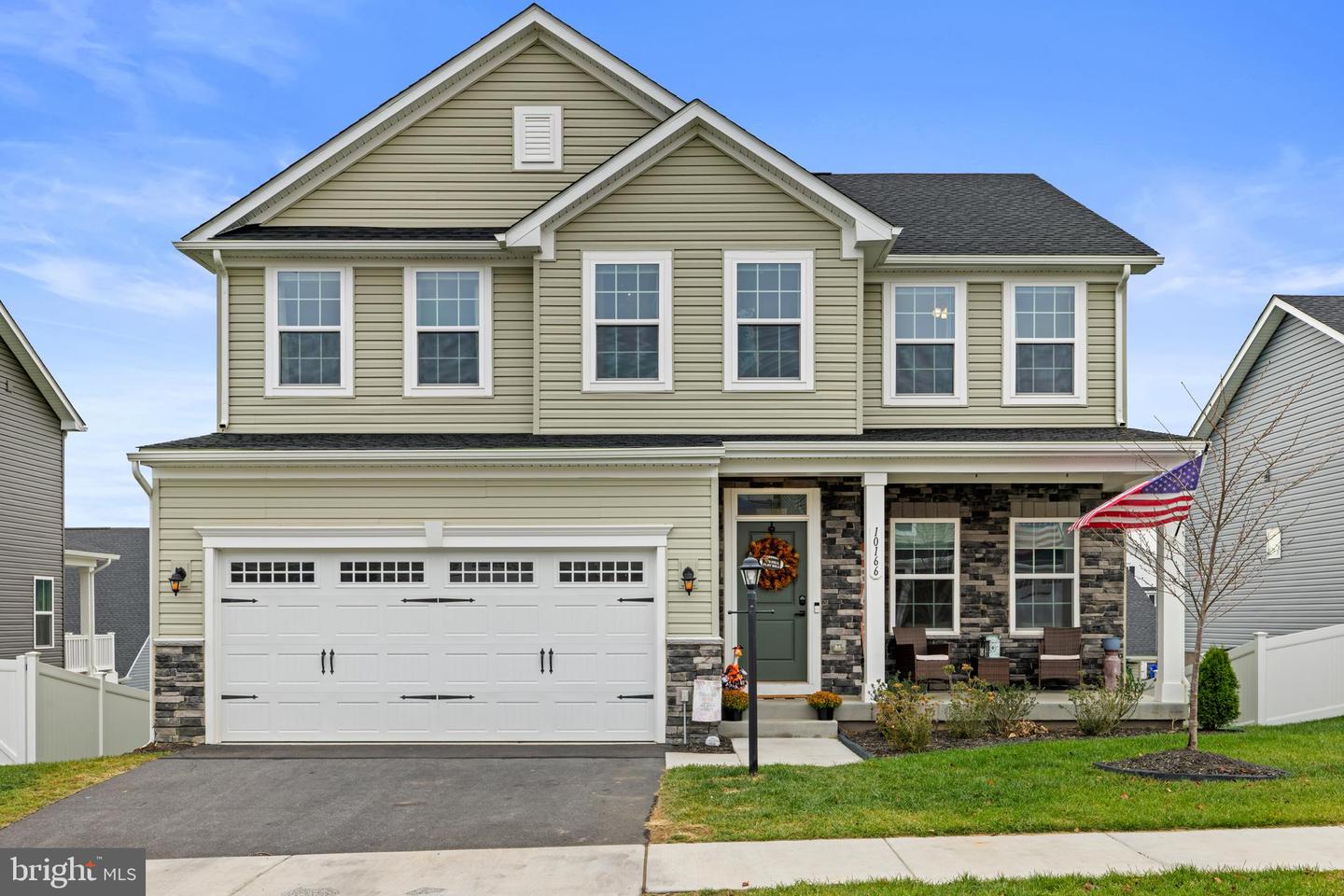 10166 OAK CIRCLE LN, MCGAHEYSVILLE, Virginia 22840, 6 Bedrooms Bedrooms, ,5 BathroomsBathrooms,Residential,For sale,10166 OAK CIRCLE LN,VARO2002746 MLS # VARO2002746