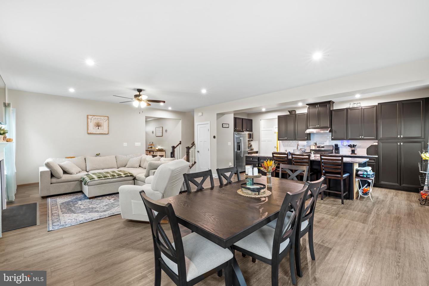 10166 OAK CIRCLE LN, MCGAHEYSVILLE, Virginia 22840, 6 Bedrooms Bedrooms, ,5 BathroomsBathrooms,Residential,For sale,10166 OAK CIRCLE LN,VARO2002746 MLS # VARO2002746