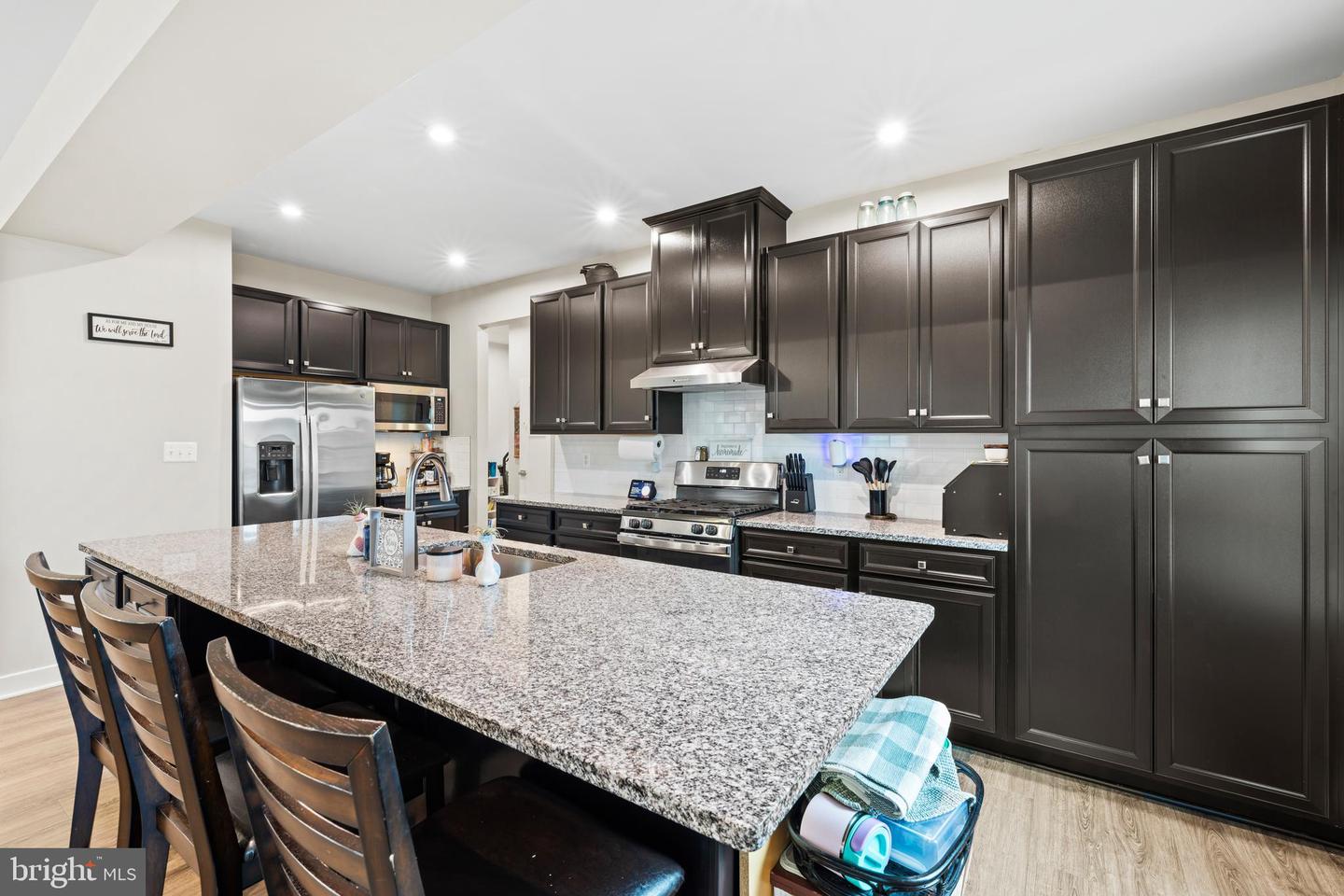 10166 OAK CIRCLE LN, MCGAHEYSVILLE, Virginia 22840, 6 Bedrooms Bedrooms, ,5 BathroomsBathrooms,Residential,For sale,10166 OAK CIRCLE LN,VARO2002746 MLS # VARO2002746