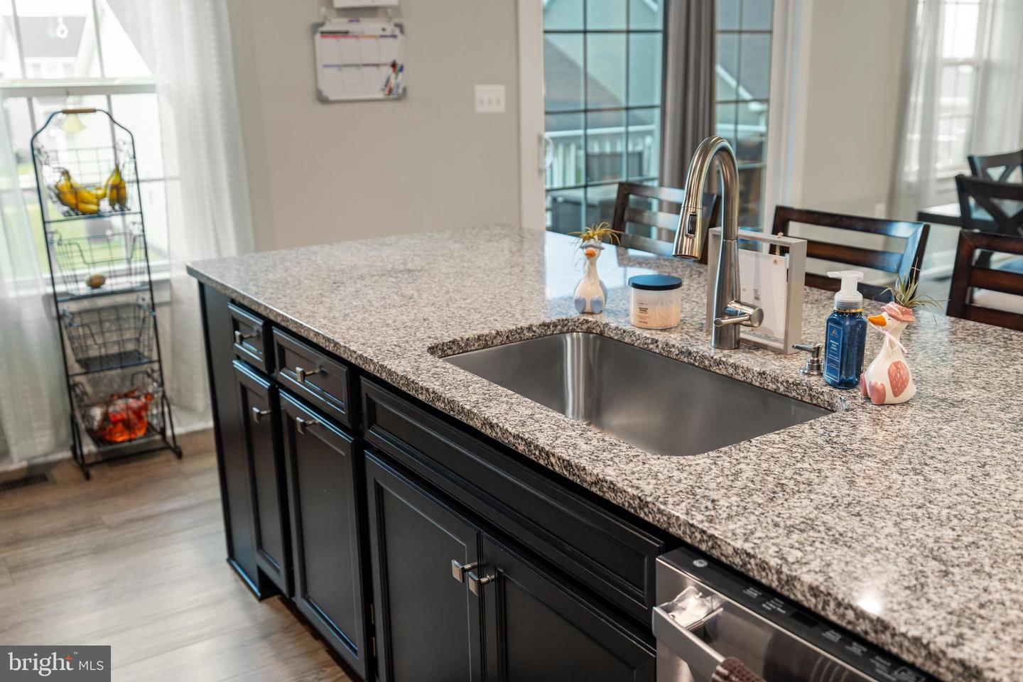 10166 OAK CIRCLE LN, MCGAHEYSVILLE, Virginia 22840, 6 Bedrooms Bedrooms, ,5 BathroomsBathrooms,Residential,For sale,10166 OAK CIRCLE LN,VARO2002746 MLS # VARO2002746