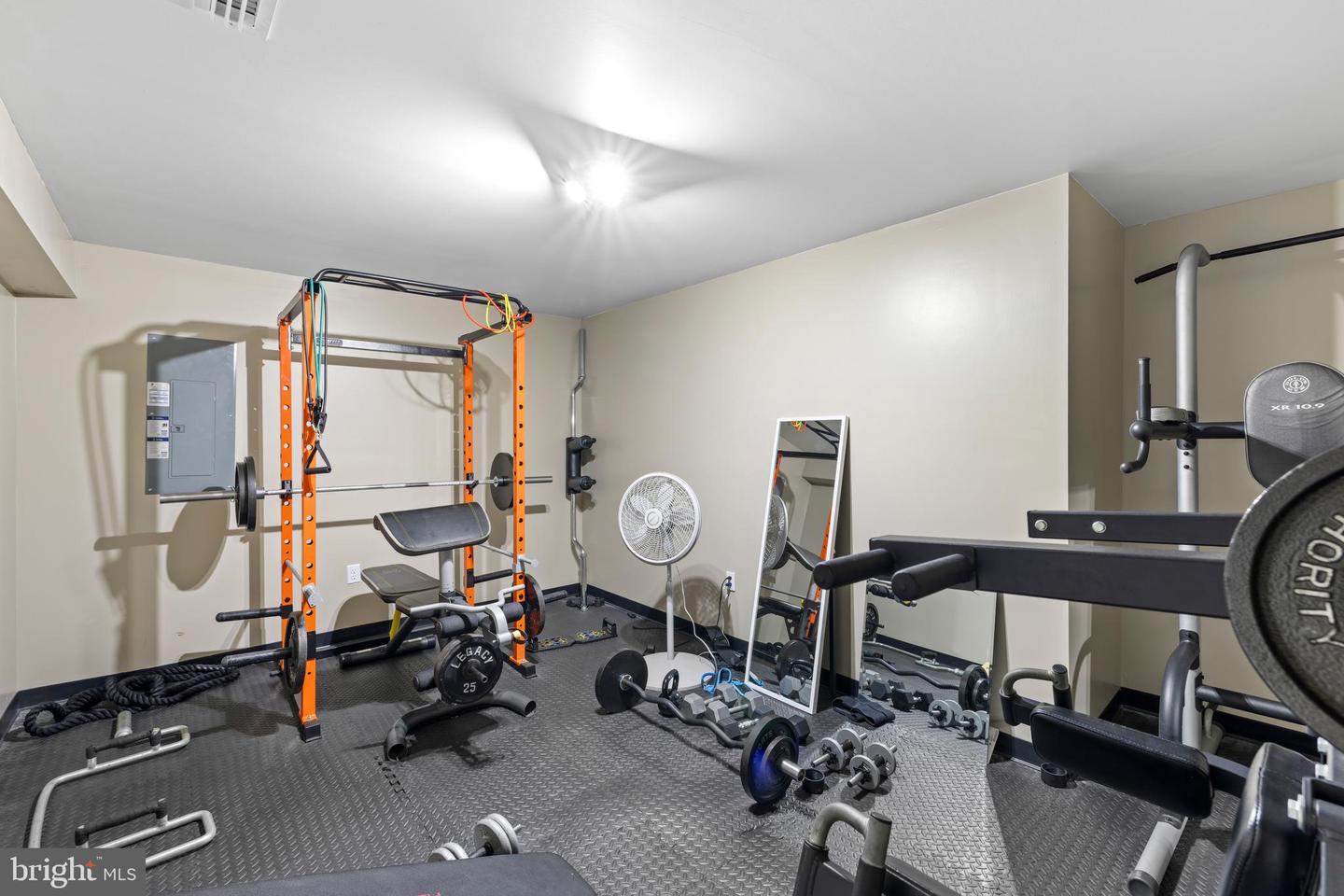 10166 OAK CIRCLE LN, MCGAHEYSVILLE, Virginia 22840, 6 Bedrooms Bedrooms, ,5 BathroomsBathrooms,Residential,For sale,10166 OAK CIRCLE LN,VARO2002746 MLS # VARO2002746