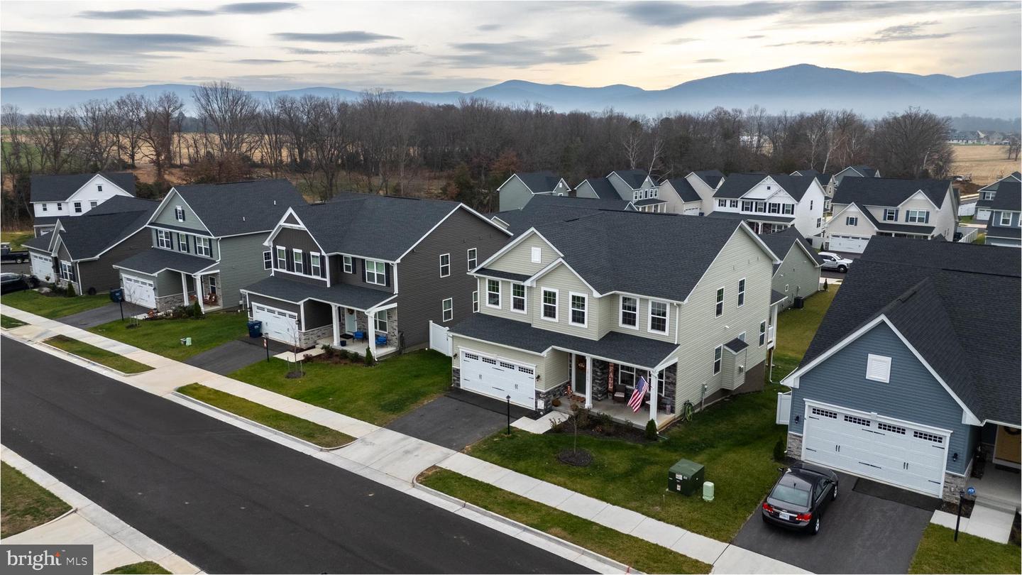 10166 OAK CIRCLE LN, MCGAHEYSVILLE, Virginia 22840, 6 Bedrooms Bedrooms, ,5 BathroomsBathrooms,Residential,For sale,10166 OAK CIRCLE LN,VARO2002746 MLS # VARO2002746