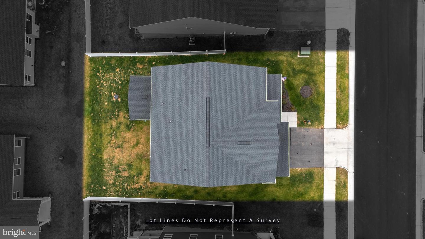 10166 OAK CIRCLE LN, MCGAHEYSVILLE, Virginia 22840, 6 Bedrooms Bedrooms, ,5 BathroomsBathrooms,Residential,For sale,10166 OAK CIRCLE LN,VARO2002746 MLS # VARO2002746