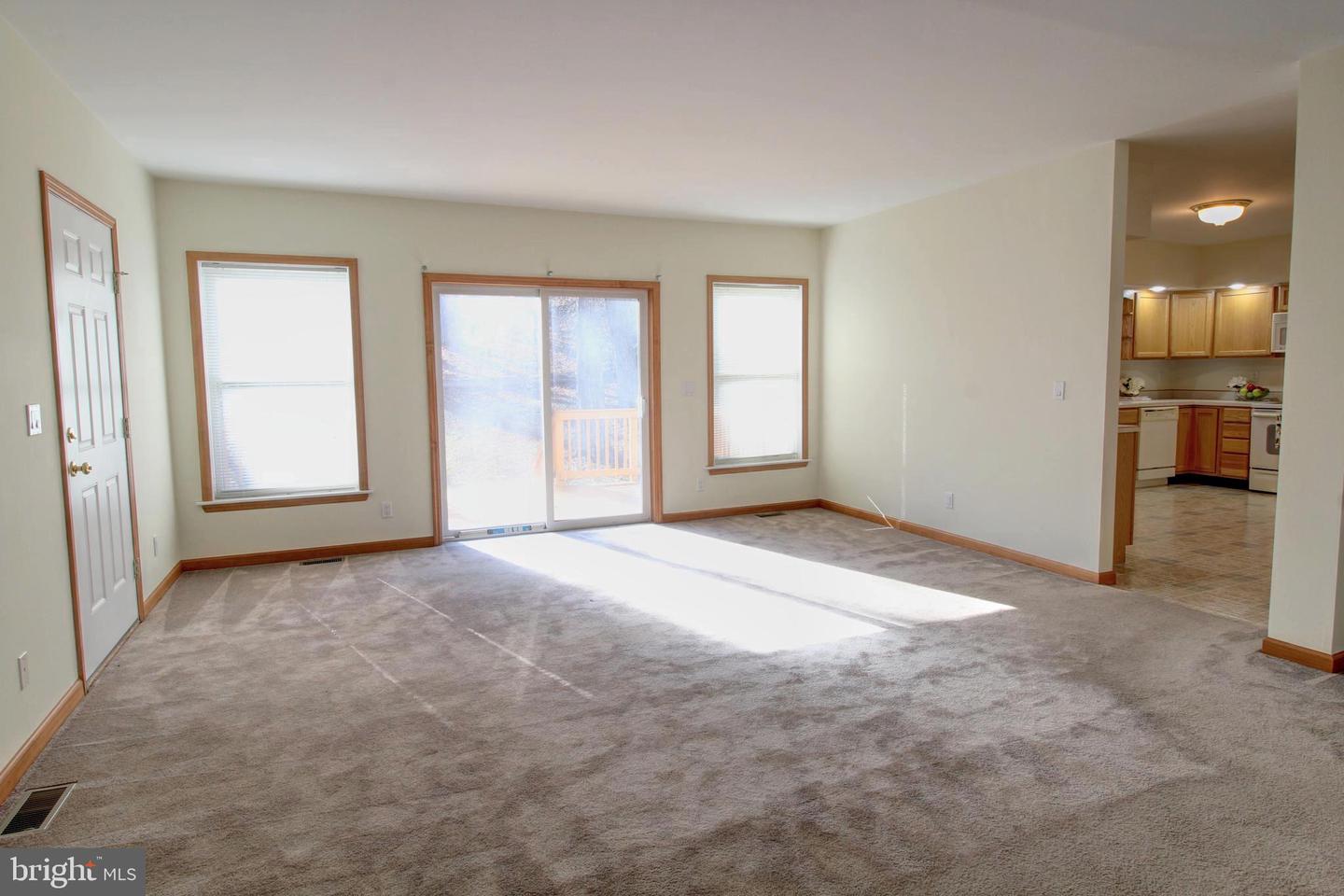 745 FIRE TRAIL RD, LINDEN, Virginia 22642, 4 Bedrooms Bedrooms, ,3 BathroomsBathrooms,Residential,For sale,745 FIRE TRAIL RD,VAWR2012834 MLS # VAWR2012834