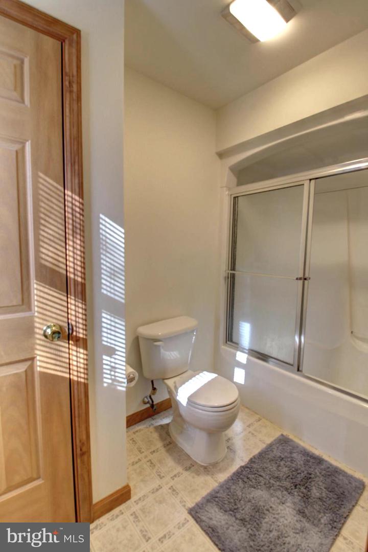 745 FIRE TRAIL RD, LINDEN, Virginia 22642, 4 Bedrooms Bedrooms, ,3 BathroomsBathrooms,Residential,For sale,745 FIRE TRAIL RD,VAWR2012834 MLS # VAWR2012834