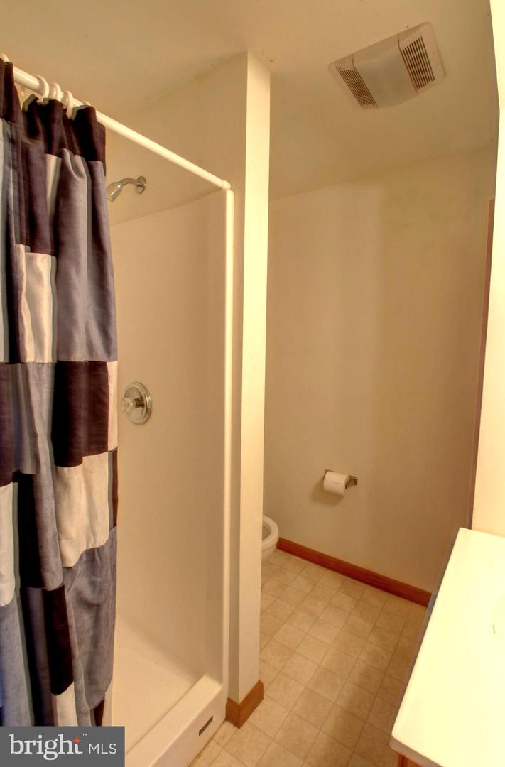 745 FIRE TRAIL RD, LINDEN, Virginia 22642, 4 Bedrooms Bedrooms, ,3 BathroomsBathrooms,Residential,For sale,745 FIRE TRAIL RD,VAWR2012834 MLS # VAWR2012834