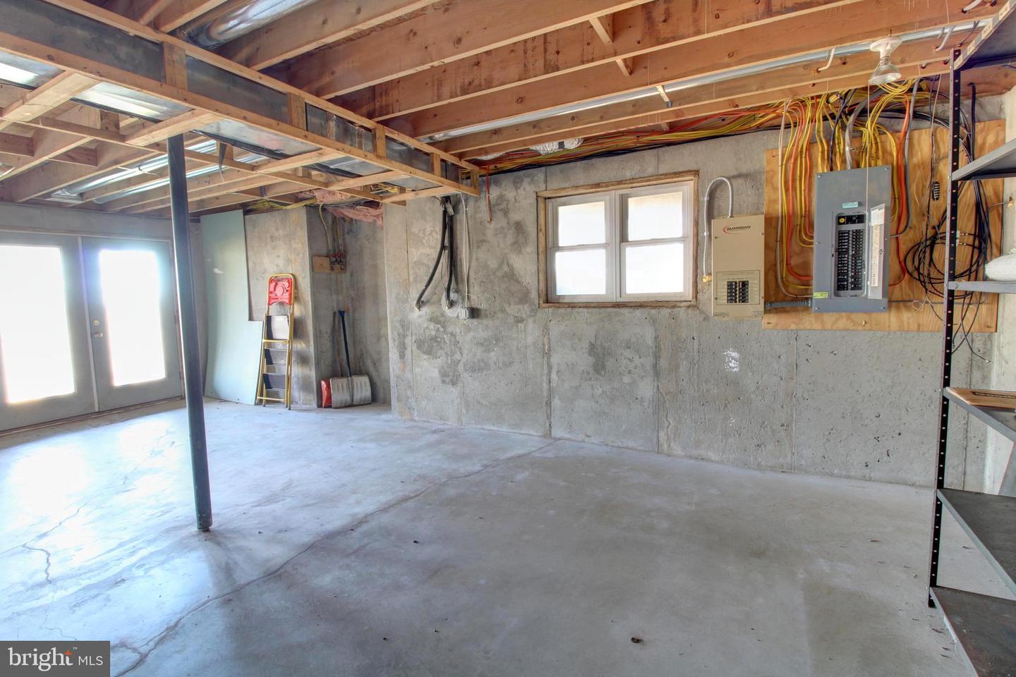 745 FIRE TRAIL RD, LINDEN, Virginia 22642, 4 Bedrooms Bedrooms, ,3 BathroomsBathrooms,Residential,For sale,745 FIRE TRAIL RD,VAWR2012834 MLS # VAWR2012834