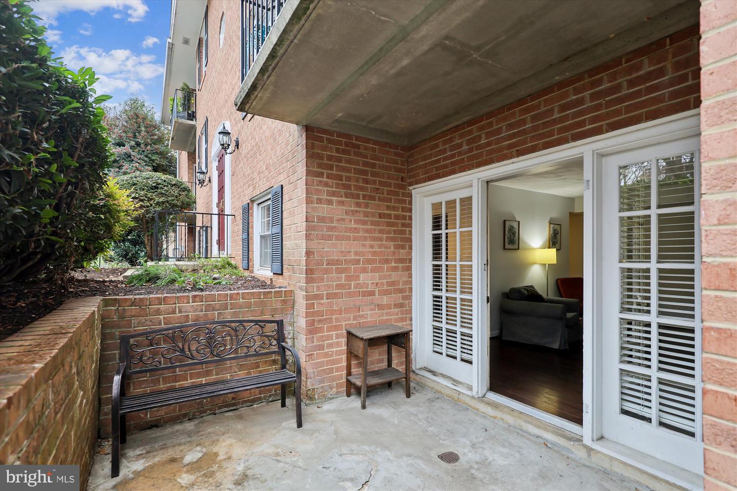 3874 LYNDHURST DR #103, FAIRFAX, Virginia 22031, 2 Bedrooms Bedrooms, ,1 BathroomBathrooms,Residential,For sale,3874 LYNDHURST DR #103,VAFC2007516 MLS # VAFC2007516