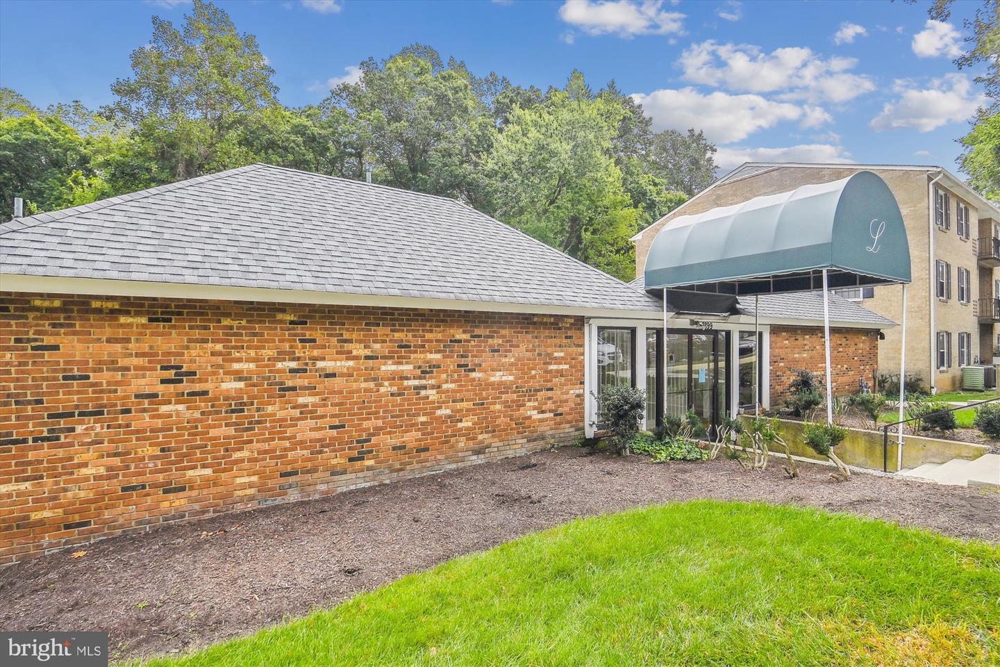 3874 LYNDHURST DR #103, FAIRFAX, Virginia 22031, 2 Bedrooms Bedrooms, ,1 BathroomBathrooms,Residential,For sale,3874 LYNDHURST DR #103,VAFC2007516 MLS # VAFC2007516