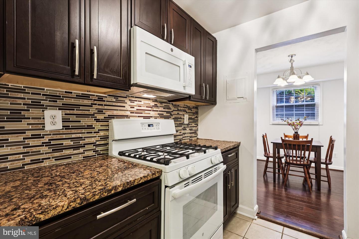 3874 LYNDHURST DR #103, FAIRFAX, Virginia 22031, 2 Bedrooms Bedrooms, ,1 BathroomBathrooms,Residential,For sale,3874 LYNDHURST DR #103,VAFC2007516 MLS # VAFC2007516