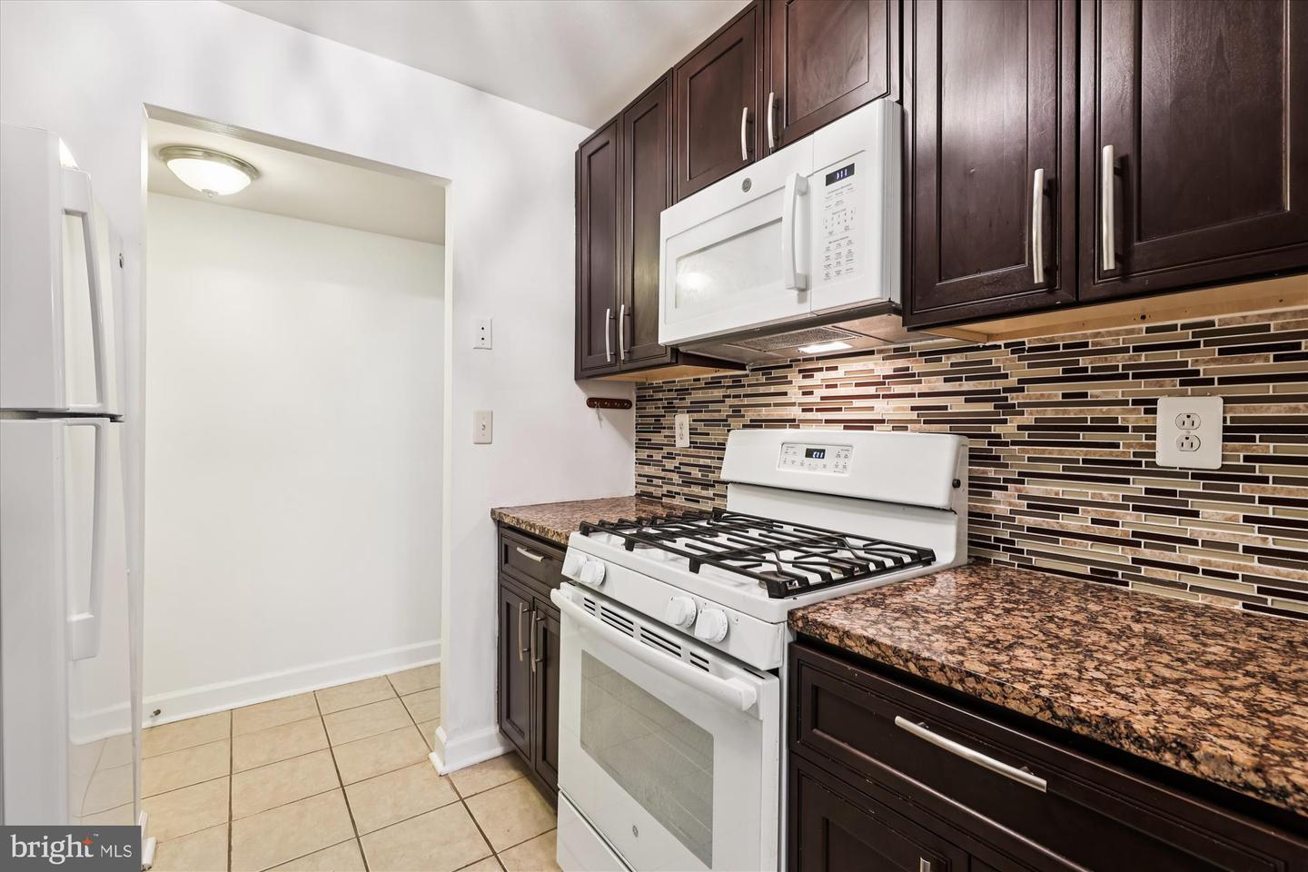 3874 LYNDHURST DR #103, FAIRFAX, Virginia 22031, 2 Bedrooms Bedrooms, ,1 BathroomBathrooms,Residential,For sale,3874 LYNDHURST DR #103,VAFC2007516 MLS # VAFC2007516