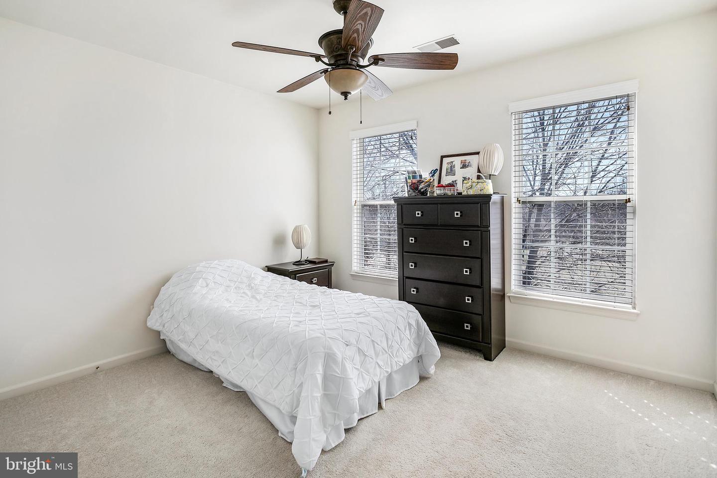 2424 FIVE FATHOM CIR, WOODBRIDGE, Virginia 22191, 5 Bedrooms Bedrooms, ,3 BathroomsBathrooms,Residential,For sale,2424 FIVE FATHOM CIR,VAPW2108274 MLS # VAPW2108274