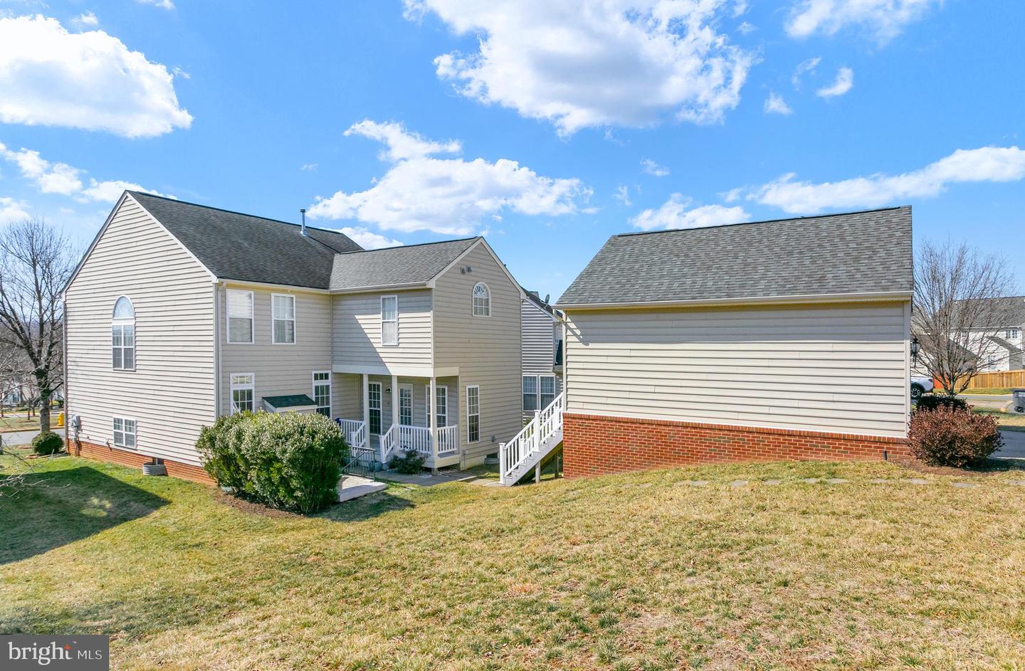 2424 FIVE FATHOM CIR, WOODBRIDGE, Virginia 22191, 5 Bedrooms Bedrooms, ,3 BathroomsBathrooms,Residential,For sale,2424 FIVE FATHOM CIR,VAPW2108274 MLS # VAPW2108274