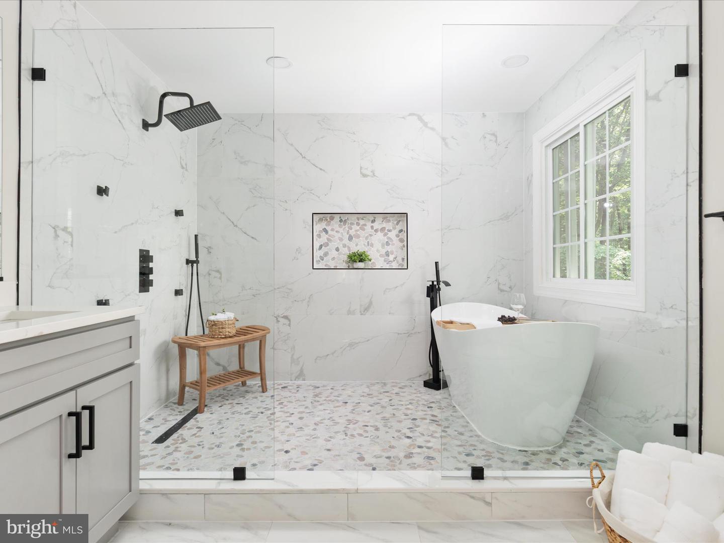 13209 JOHNNY MOORE LN, CLIFTON, Virginia 20124, 5 Bedrooms Bedrooms, ,4 BathroomsBathrooms,Residential,For sale,13209 JOHNNY MOORE LN,VAFX2280446 MLS # VAFX2280446 13209 JOHNNY MOORE LN, CLIFTON, Virginia 20124, 5 Bedrooms Bedrooms, ,4 BathroomsBathrooms,Residential,For sale,13209 JOHNNY MOORE LN,VAFX2280446 MLS # VAFX2280446