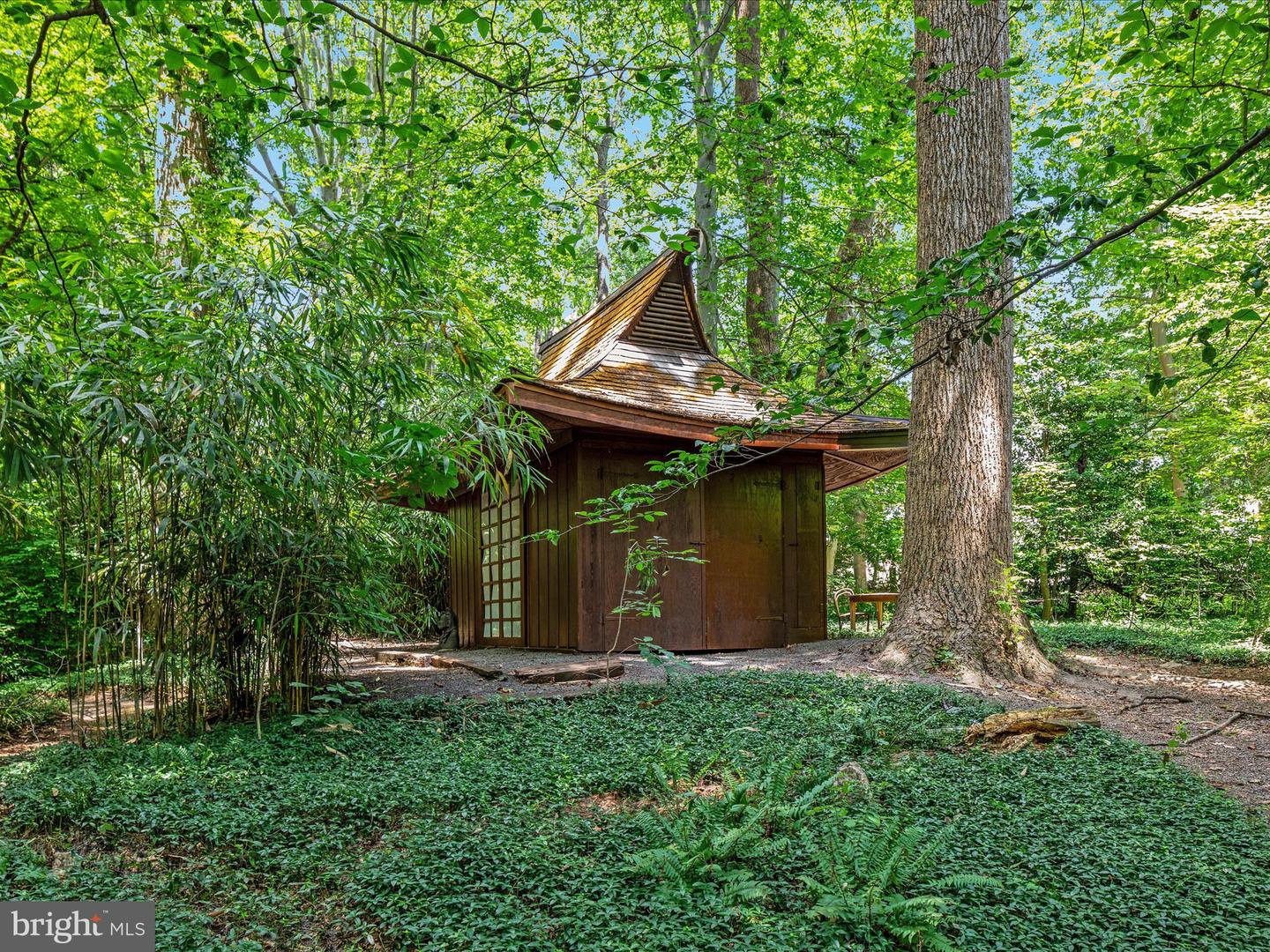 13209 JOHNNY MOORE LN, CLIFTON, Virginia 20124, 5 Bedrooms Bedrooms, ,4 BathroomsBathrooms,Residential,For sale,13209 JOHNNY MOORE LN,VAFX2280446 MLS # VAFX2280446 13209 JOHNNY MOORE LN, CLIFTON, Virginia 20124, 5 Bedrooms Bedrooms, ,4 BathroomsBathrooms,Residential,For sale,13209 JOHNNY MOORE LN,VAFX2280446 MLS # VAFX2280446