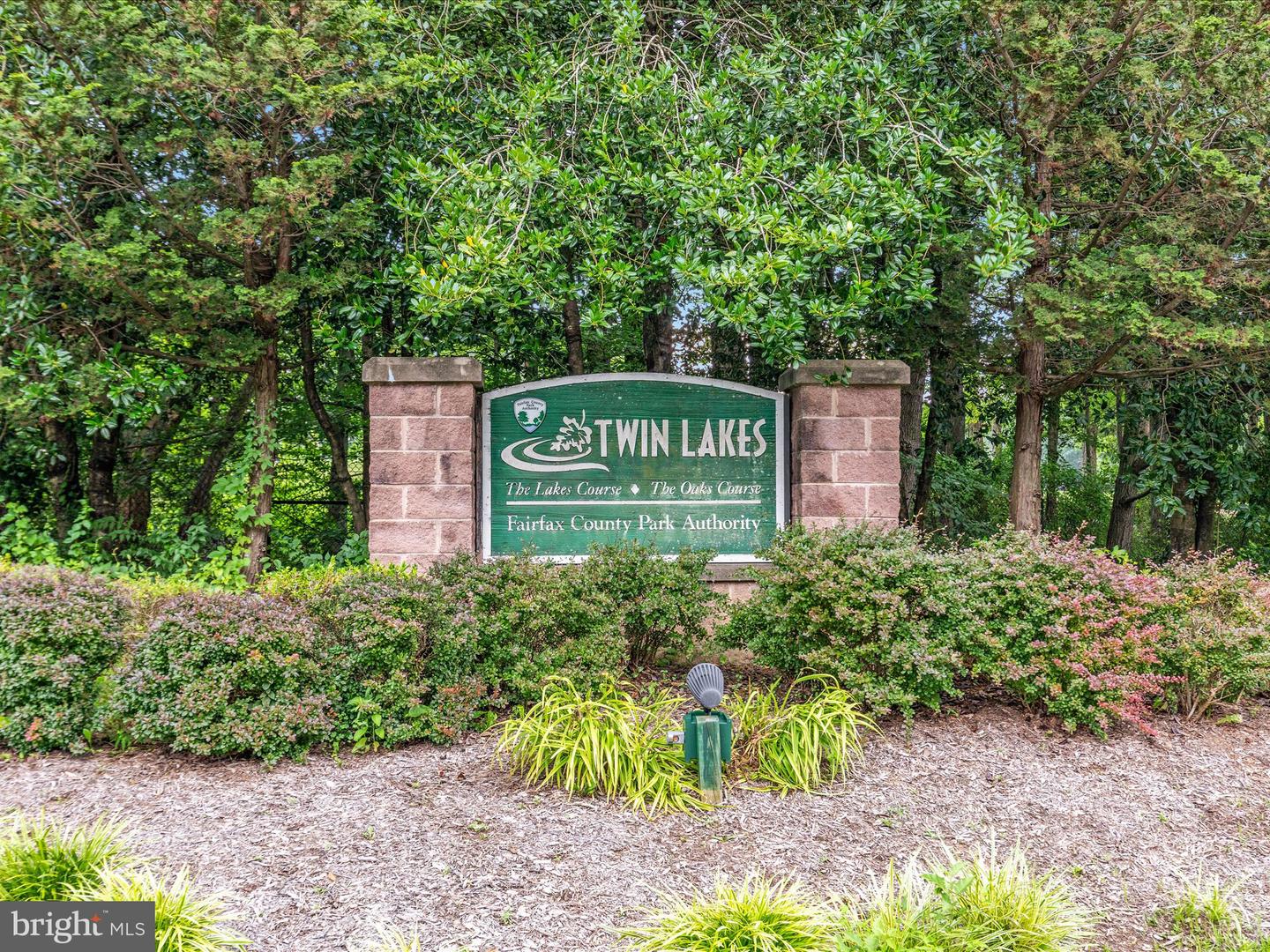 13209 JOHNNY MOORE LN, CLIFTON, Virginia 20124, 5 Bedrooms Bedrooms, ,4 BathroomsBathrooms,Residential,For sale,13209 JOHNNY MOORE LN,VAFX2280446 MLS # VAFX2280446 13209 JOHNNY MOORE LN, CLIFTON, Virginia 20124, 5 Bedrooms Bedrooms, ,4 BathroomsBathrooms,Residential,For sale,13209 JOHNNY MOORE LN,VAFX2280446 MLS # VAFX2280446