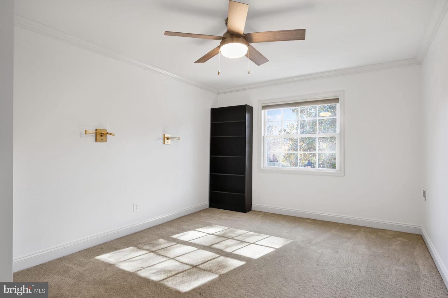 1630 W ABINGDON DR #202, ALEXANDRIA, Virginia 22314, 1 Bedroom Bedrooms, ,1 BathroomBathrooms,Residential,For sale,1630 W ABINGDON DR #202,VAAX2052046 MLS # VAAX2052046