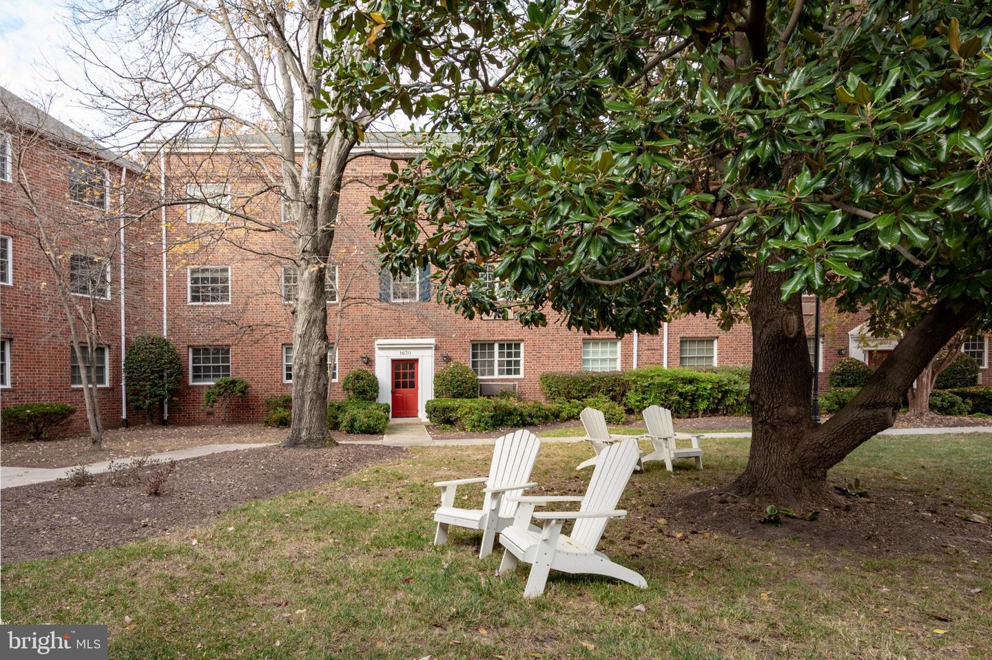 1630 W ABINGDON DR #202, ALEXANDRIA, Virginia 22314, 1 Bedroom Bedrooms, ,1 BathroomBathrooms,Residential,For sale,1630 W ABINGDON DR #202,VAAX2052046 MLS # VAAX2052046