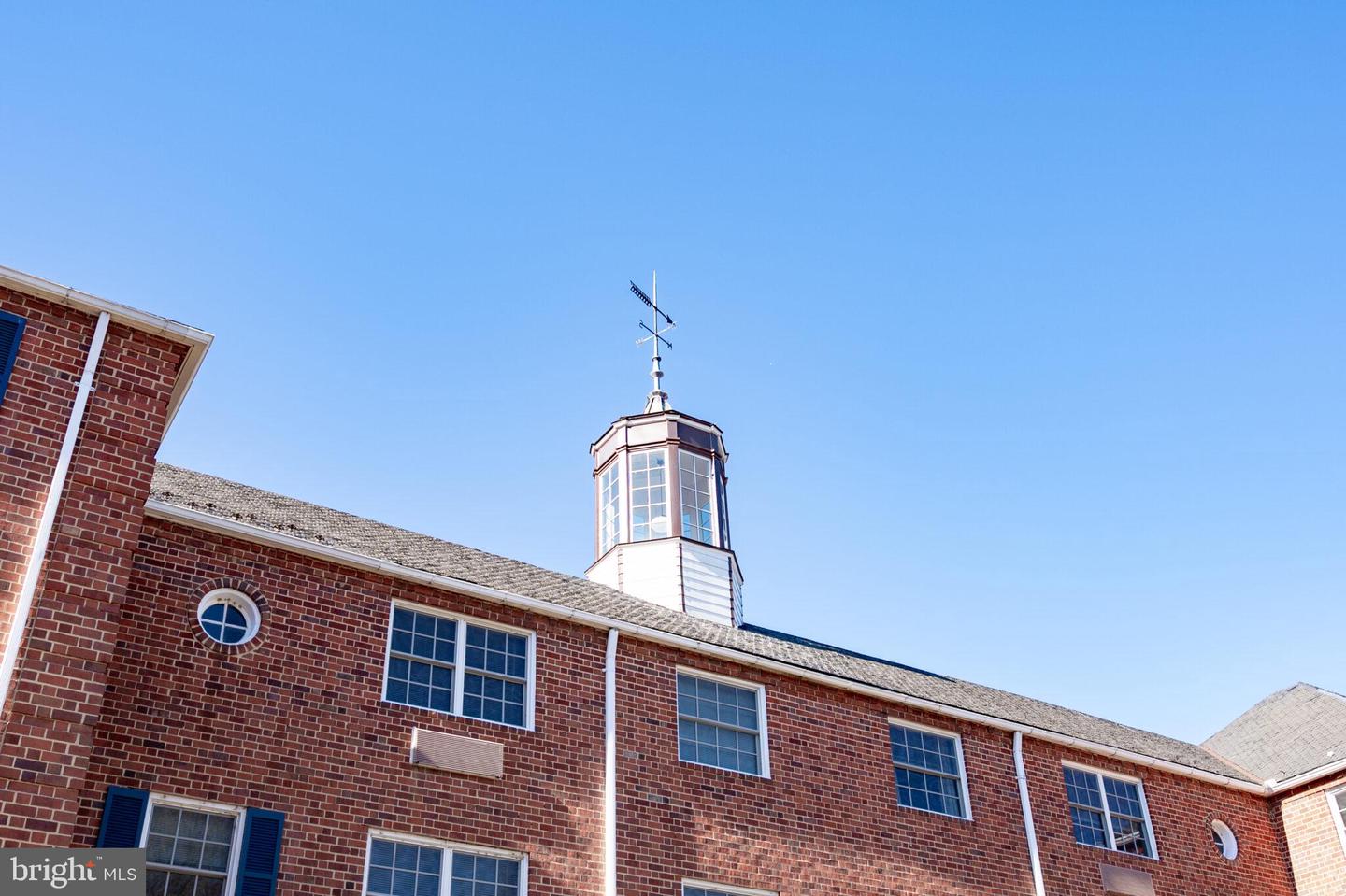 1630 W ABINGDON DR #202, ALEXANDRIA, Virginia 22314, 1 Bedroom Bedrooms, ,1 BathroomBathrooms,Residential,For sale,1630 W ABINGDON DR #202,VAAX2052046 MLS # VAAX2052046