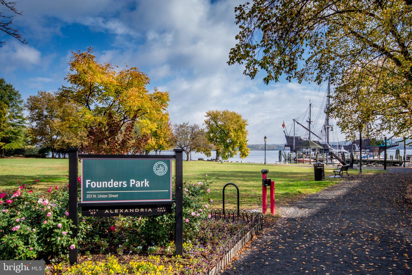 1630 W ABINGDON DR #202, ALEXANDRIA, Virginia 22314, 1 Bedroom Bedrooms, ,1 BathroomBathrooms,Residential,For sale,1630 W ABINGDON DR #202,VAAX2052046 MLS # VAAX2052046