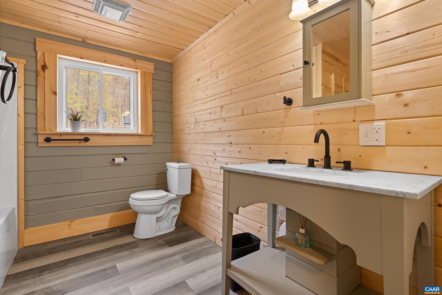 136 WILDWOOD LN, SHENANDOAH, Virginia 22849, 4 Bedrooms Bedrooms, ,2 BathroomsBathrooms,Residential,For sale,136 WILDWOOD LN,671446 MLS # 671446