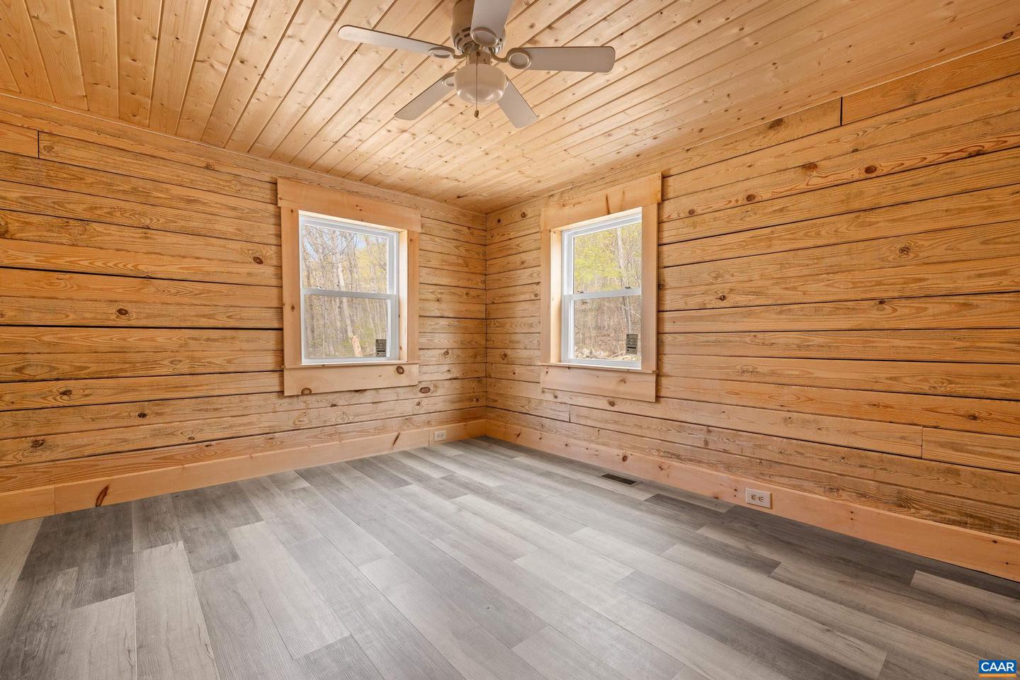 136 WILDWOOD LN, SHENANDOAH, Virginia 22849, 4 Bedrooms Bedrooms, ,2 BathroomsBathrooms,Residential,For sale,136 WILDWOOD LN,671446 MLS # 671446