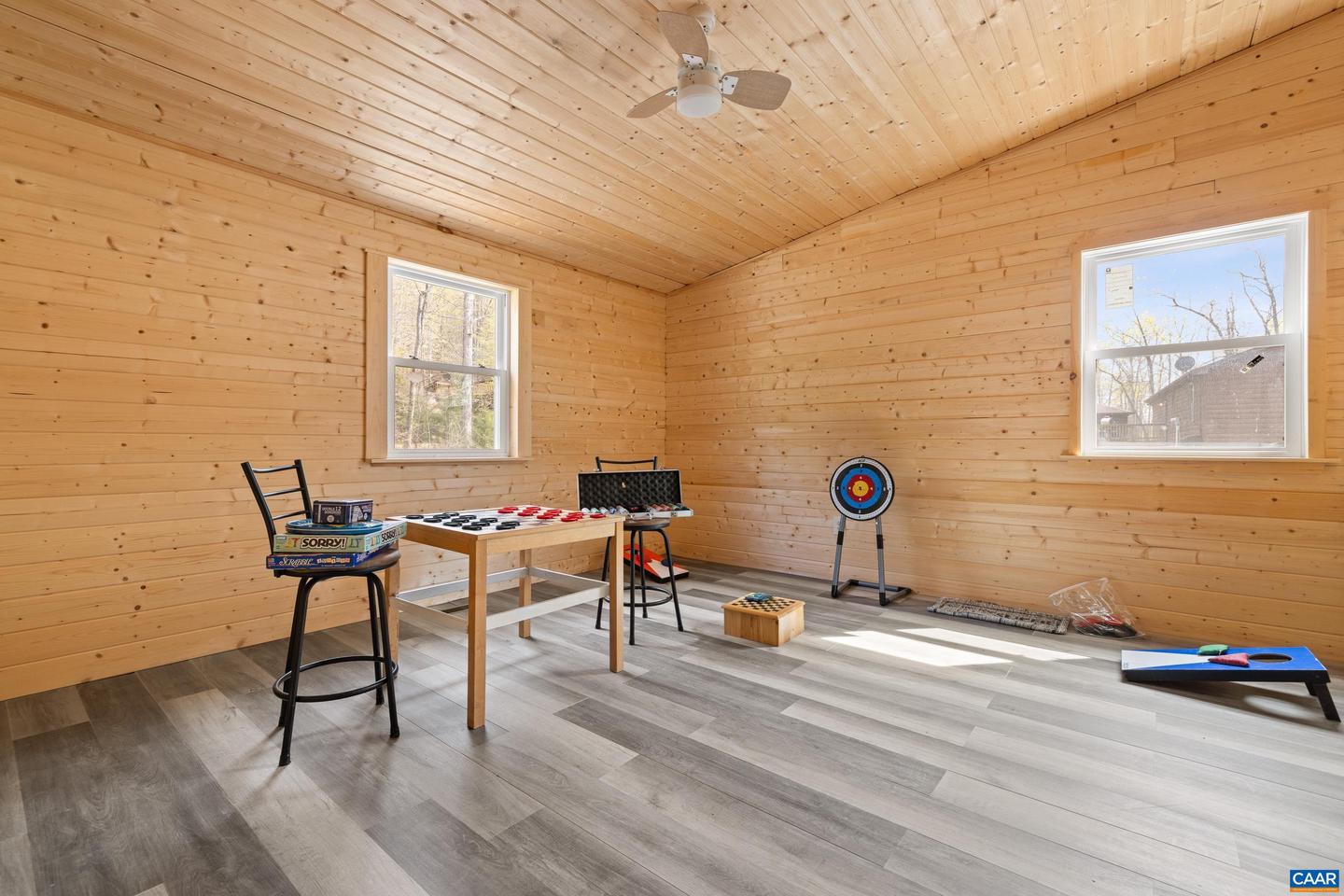 136 WILDWOOD LN, SHENANDOAH, Virginia 22849, 4 Bedrooms Bedrooms, ,2 BathroomsBathrooms,Residential,For sale,136 WILDWOOD LN,671446 MLS # 671446