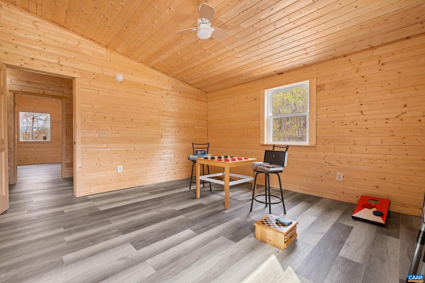 136 WILDWOOD LN, SHENANDOAH, Virginia 22849, 4 Bedrooms Bedrooms, ,2 BathroomsBathrooms,Residential,For sale,136 WILDWOOD LN,671446 MLS # 671446