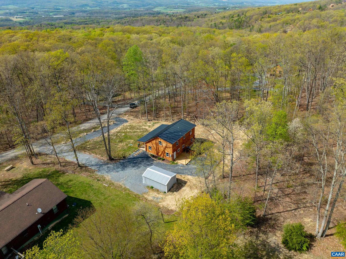 136 WILDWOOD LN, SHENANDOAH, Virginia 22849, 4 Bedrooms Bedrooms, ,2 BathroomsBathrooms,Residential,For sale,136 WILDWOOD LN,671446 MLS # 671446