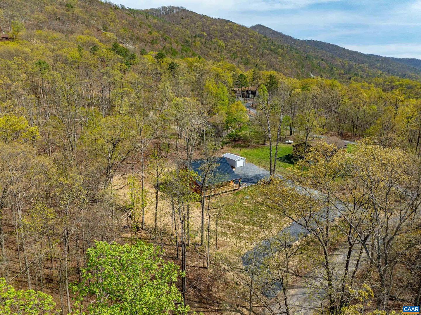 136 WILDWOOD LN, SHENANDOAH, Virginia 22849, 4 Bedrooms Bedrooms, ,2 BathroomsBathrooms,Residential,For sale,136 WILDWOOD LN,671446 MLS # 671446