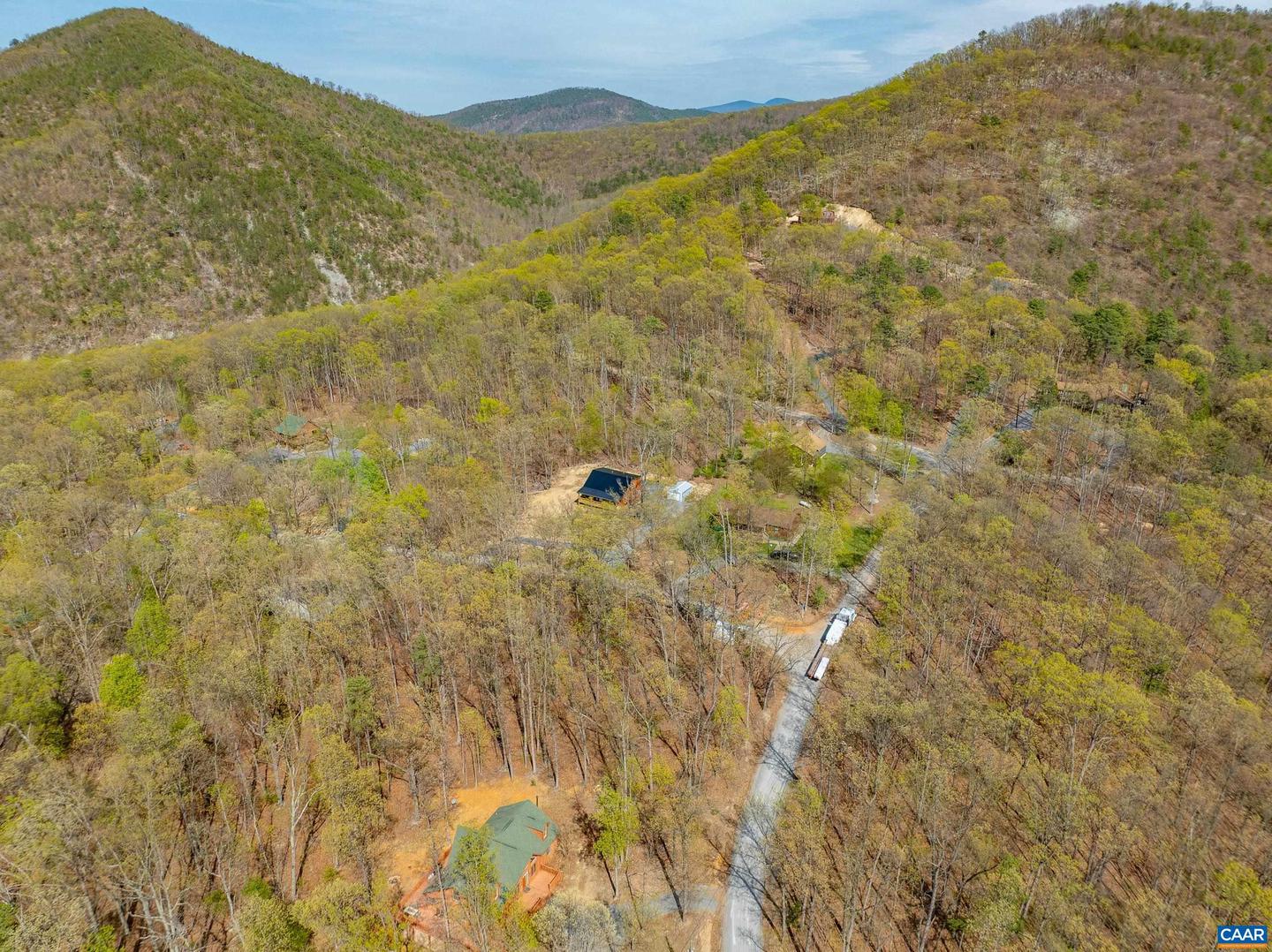 136 WILDWOOD LN, SHENANDOAH, Virginia 22849, 4 Bedrooms Bedrooms, ,2 BathroomsBathrooms,Residential,For sale,136 WILDWOOD LN,671446 MLS # 671446