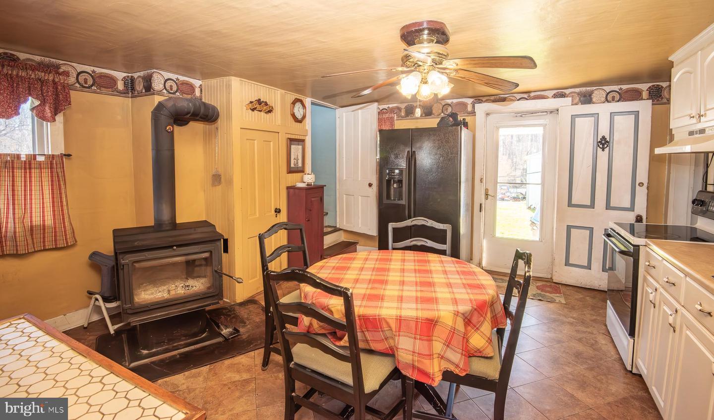 14735 MONTRESOR RD, LEESBURG, Virginia 20176, 4 Bedrooms Bedrooms, ,1 BathroomBathrooms,Residential,For sale,14735 MONTRESOR RD,VALO2111626 MLS # VALO2111626