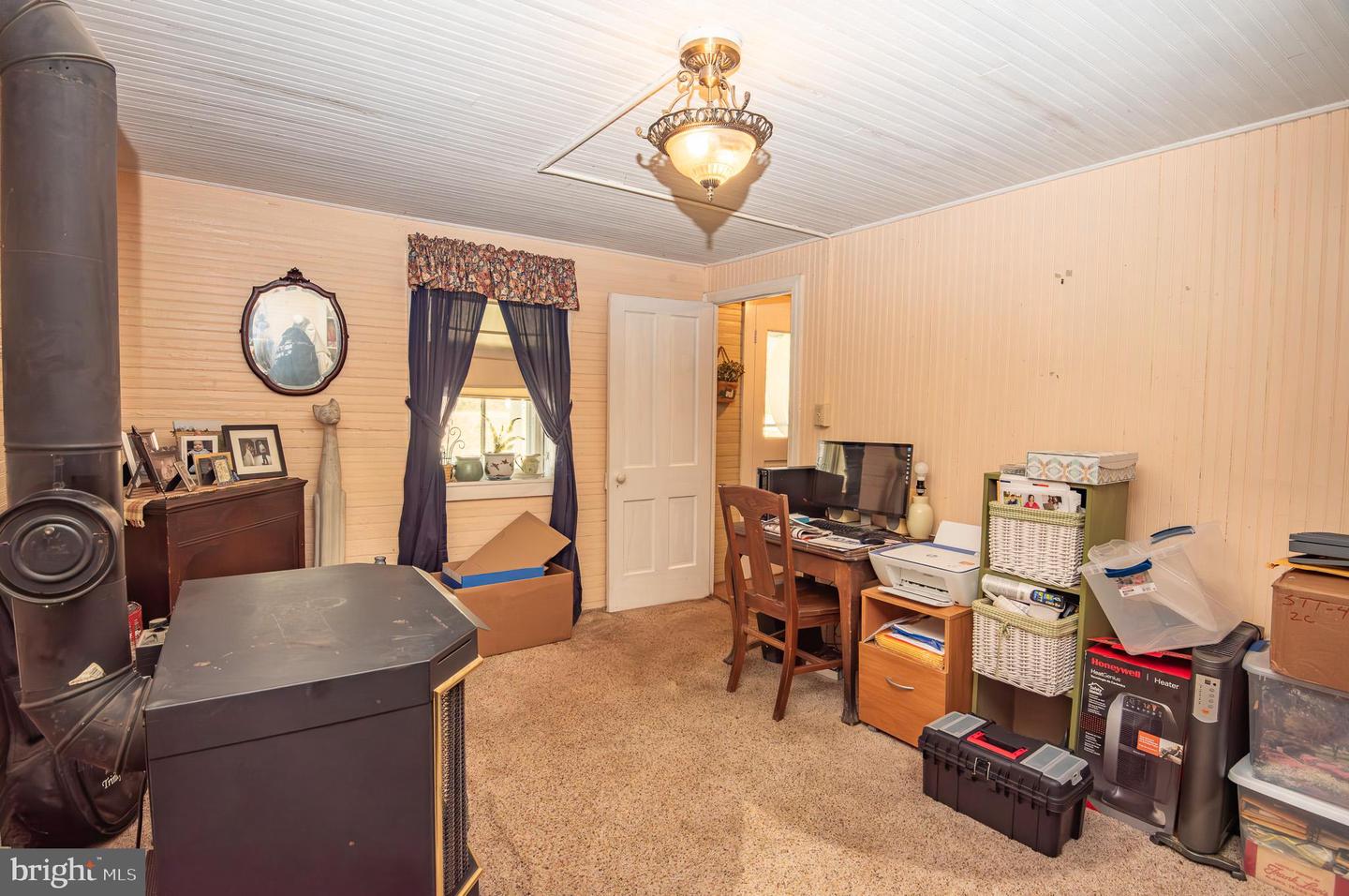 14735 MONTRESOR RD, LEESBURG, Virginia 20176, 4 Bedrooms Bedrooms, ,1 BathroomBathrooms,Residential,For sale,14735 MONTRESOR RD,VALO2111626 MLS # VALO2111626