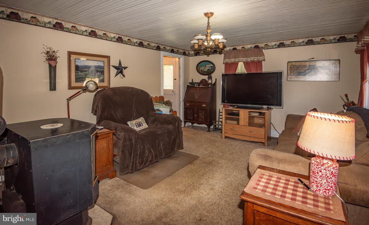 14735 MONTRESOR RD, LEESBURG, Virginia 20176, 4 Bedrooms Bedrooms, ,1 BathroomBathrooms,Residential,For sale,14735 MONTRESOR RD,VALO2111626 MLS # VALO2111626