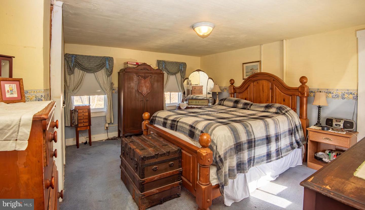 14735 MONTRESOR RD, LEESBURG, Virginia 20176, 4 Bedrooms Bedrooms, ,1 BathroomBathrooms,Residential,For sale,14735 MONTRESOR RD,VALO2111626 MLS # VALO2111626