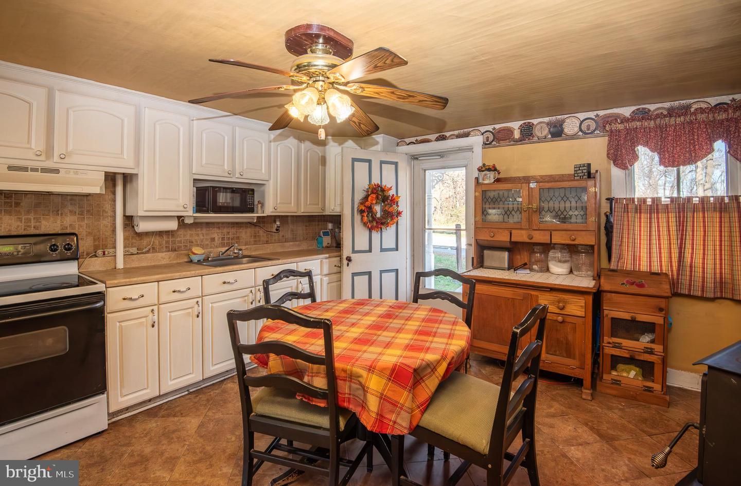 14735 MONTRESOR RD, LEESBURG, Virginia 20176, 4 Bedrooms Bedrooms, ,1 BathroomBathrooms,Residential,For sale,14735 MONTRESOR RD,VALO2111626 MLS # VALO2111626